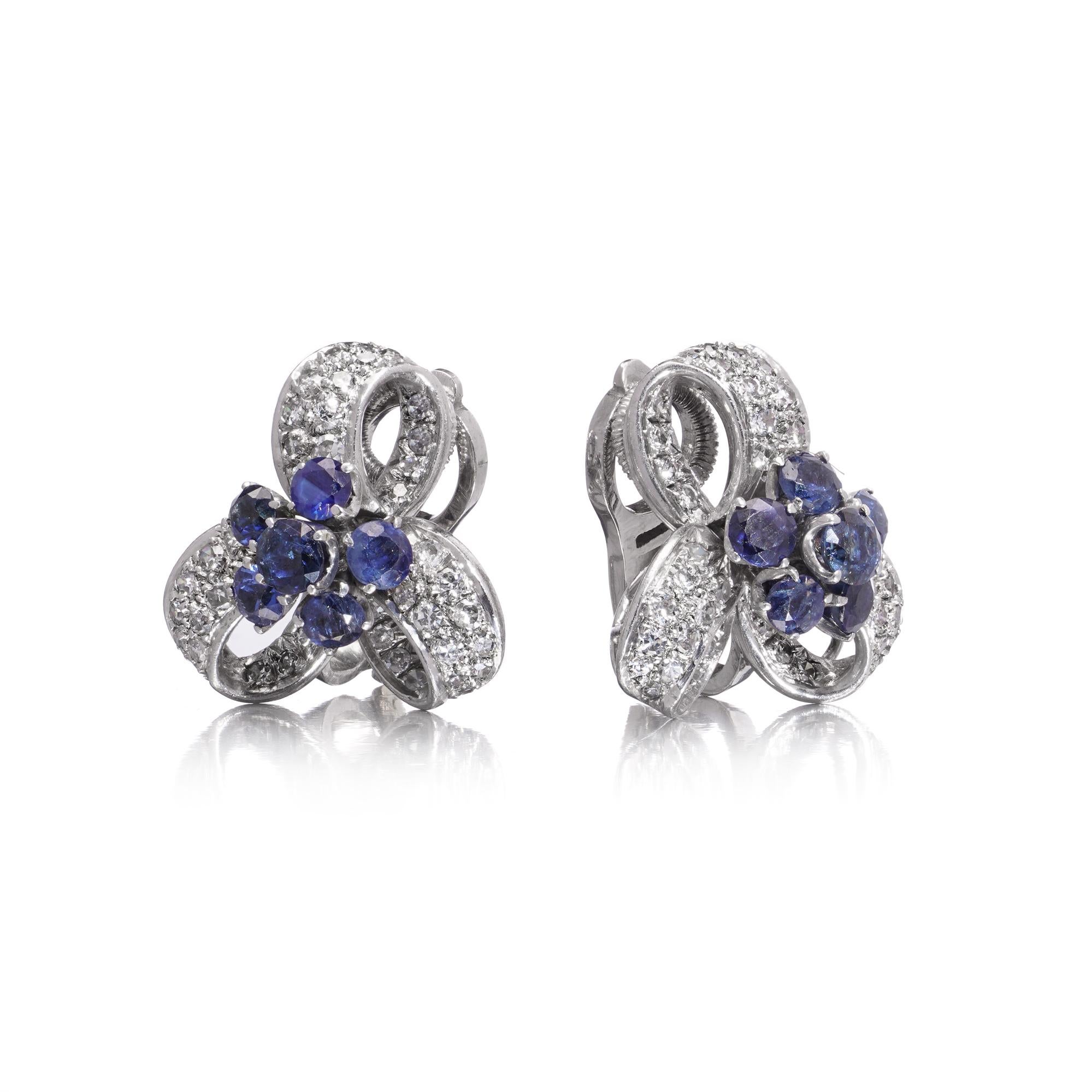 14kt White Gold Ribbon Earrings with 2.00ct Sapphires & 1.90ct Diamonds For Sale 2