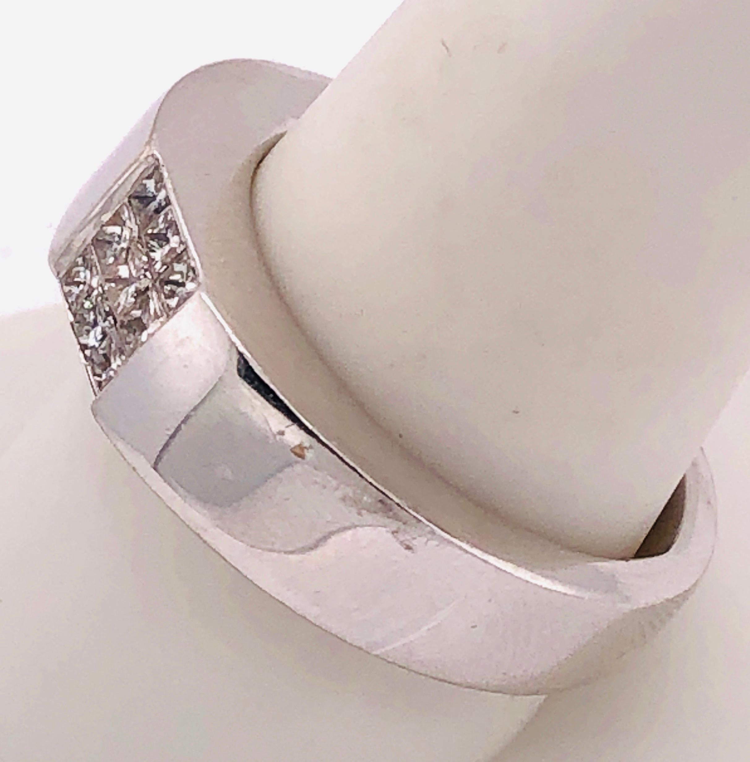 14 Karat White Gold Ring or Wedding Band with 9 Diamond Cluster For Sale 1