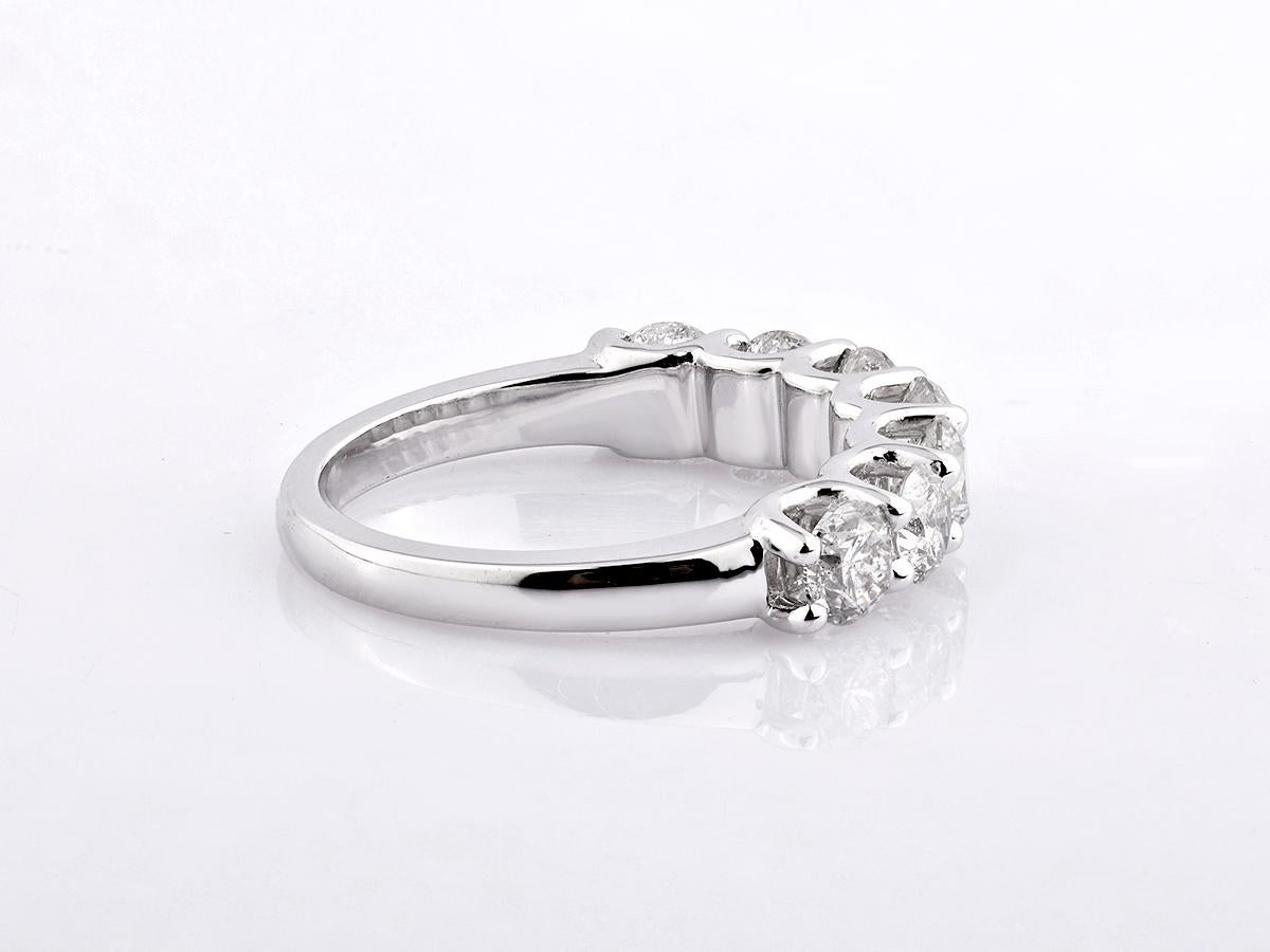 14KT Weißgold Runder Brillant Diamant Halbe Ewigkeit Ring Damen im Angebot