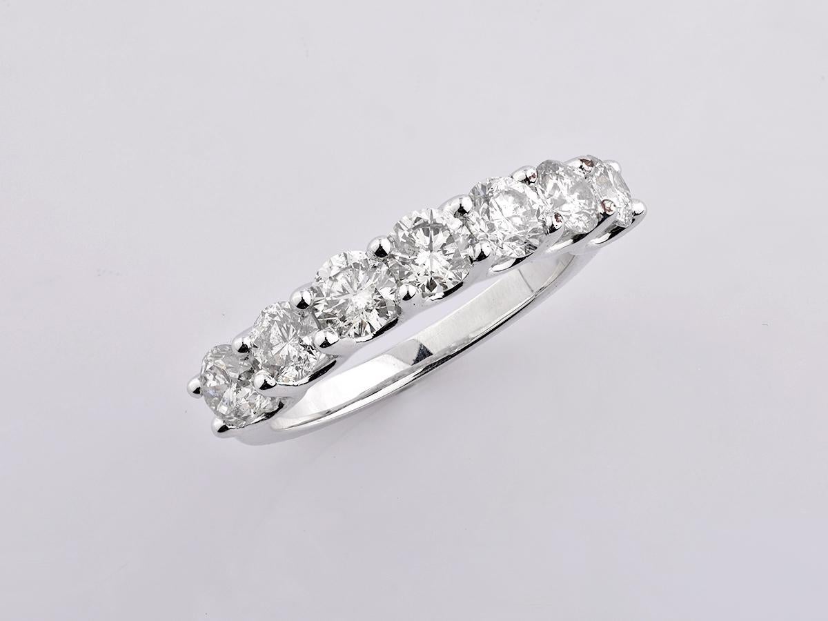 14KT Weißgold Runder Brillant Diamant Halbe Ewigkeit Ring im Angebot 2