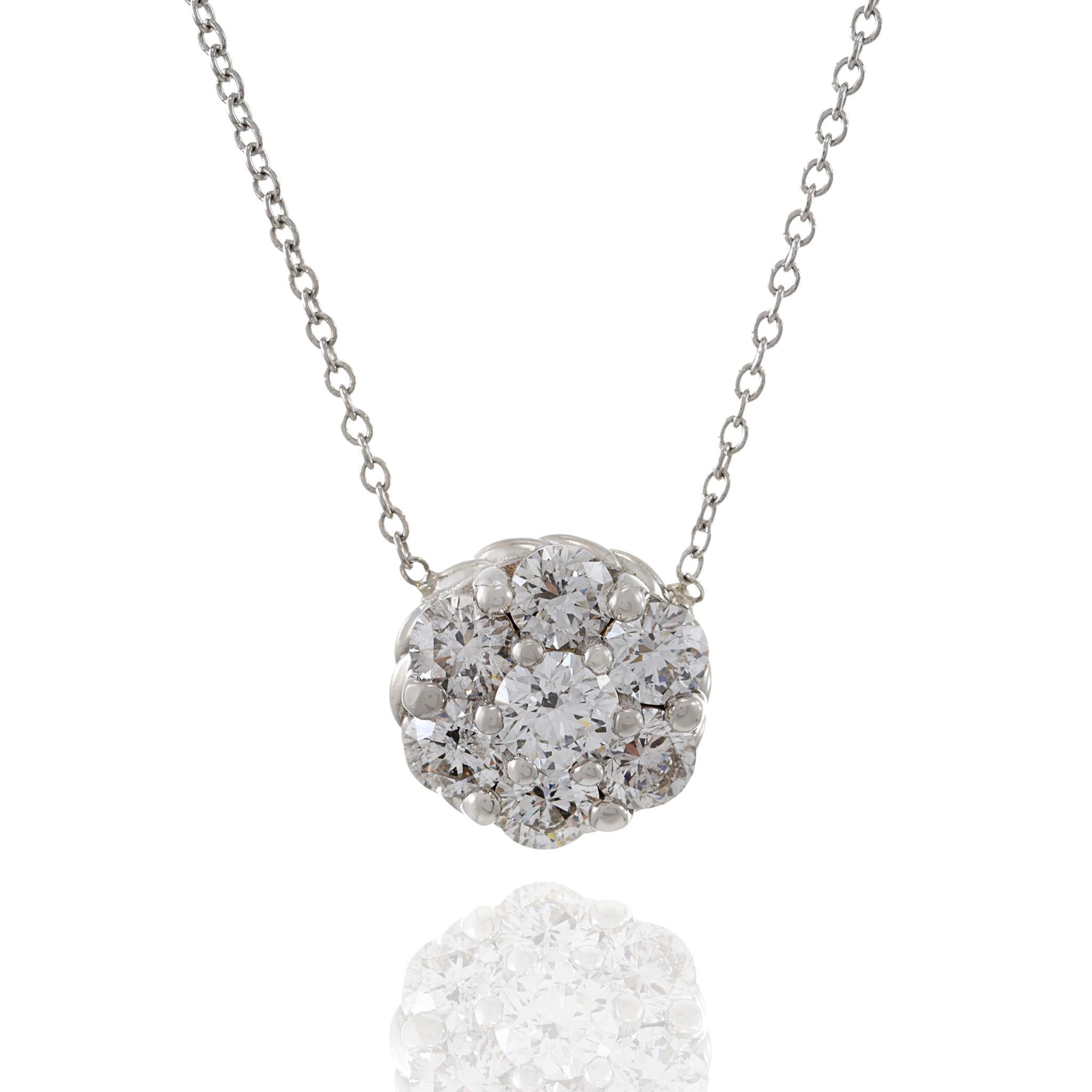 Moderno Collana con diamanti tondi a grappolo in oro bianco 14KT in vendita