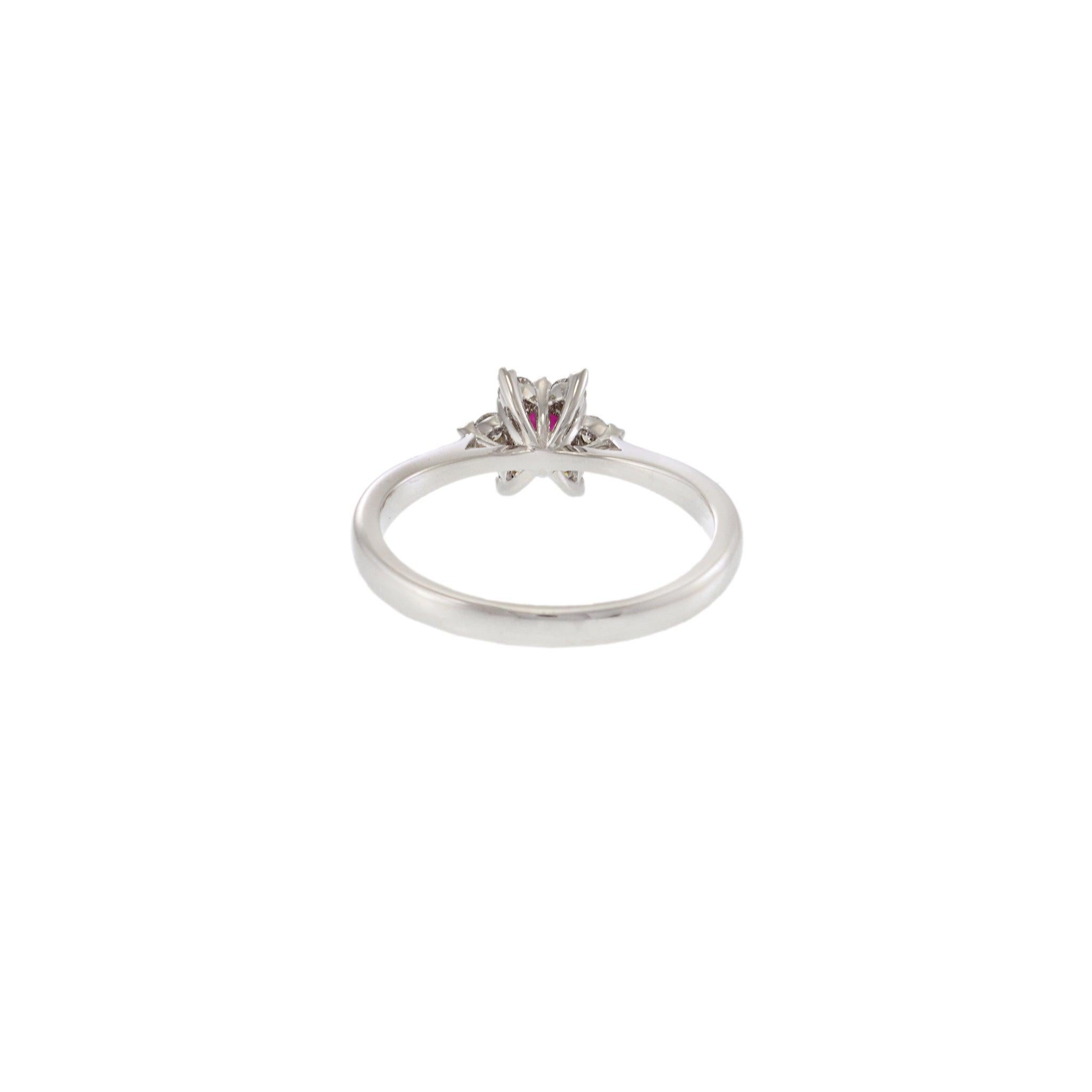 14KT White Gold Round Cut Diamond and Ruby Center Starburst Ring For Sale 2