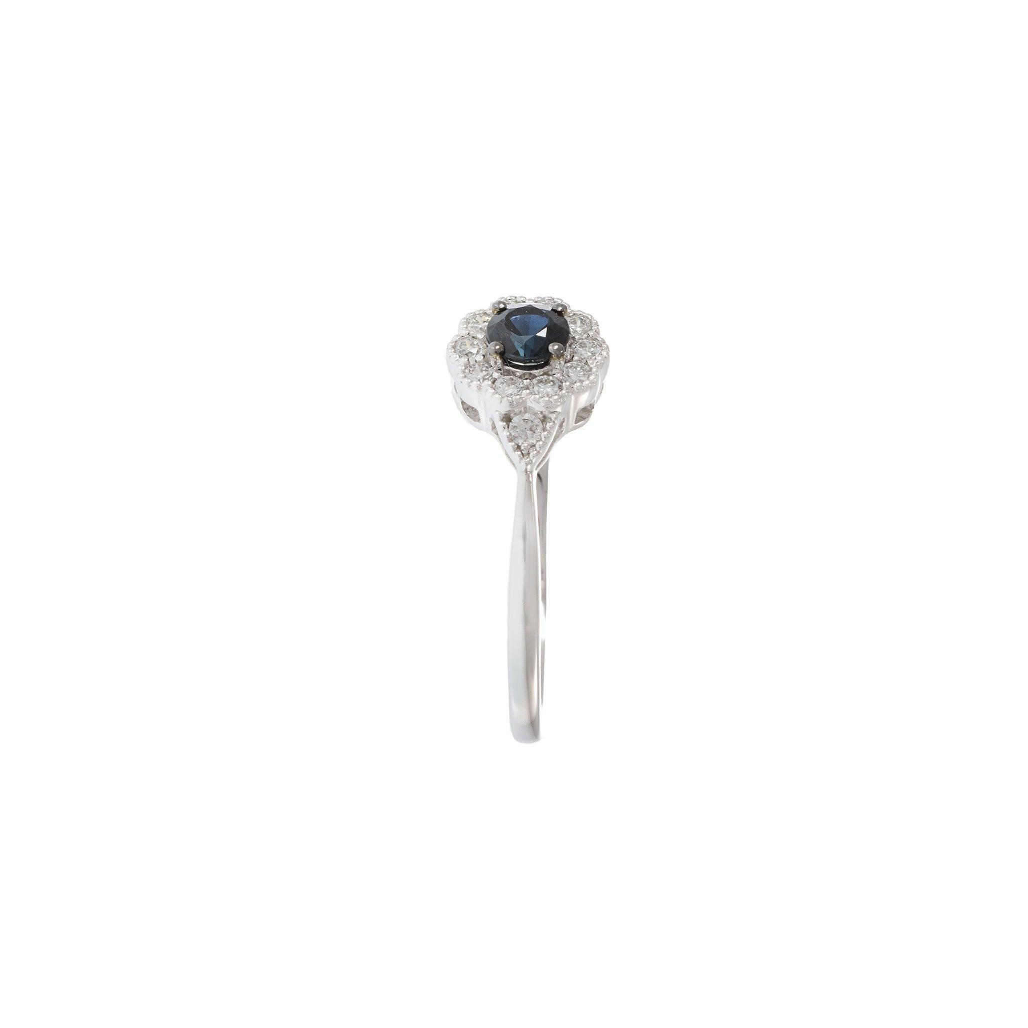 Women's 14KT White Gold Round Cut Diamond and Sapphire Flower Ring For Sale