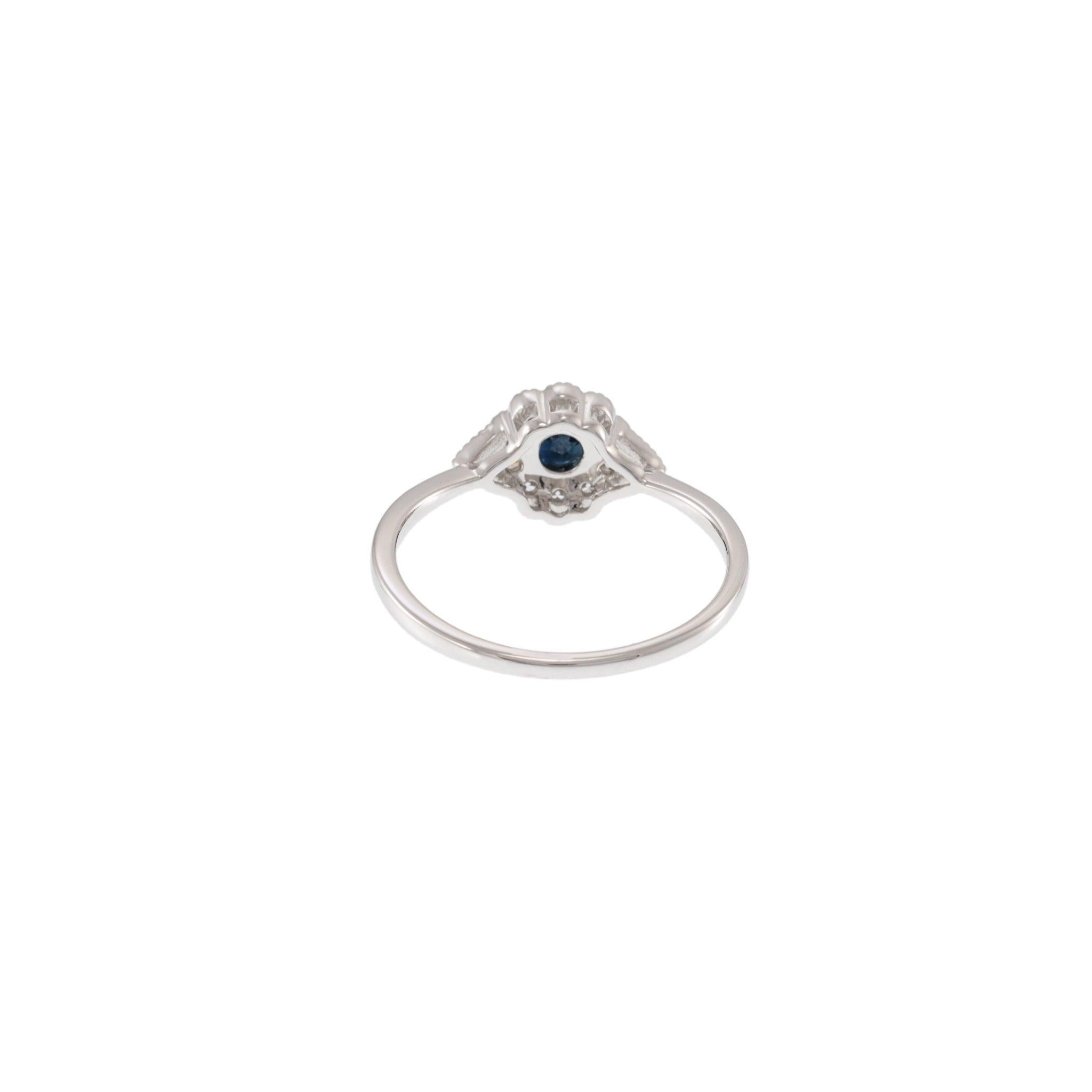 14KT White Gold Round Cut Diamond and Sapphire Flower Ring For Sale 2