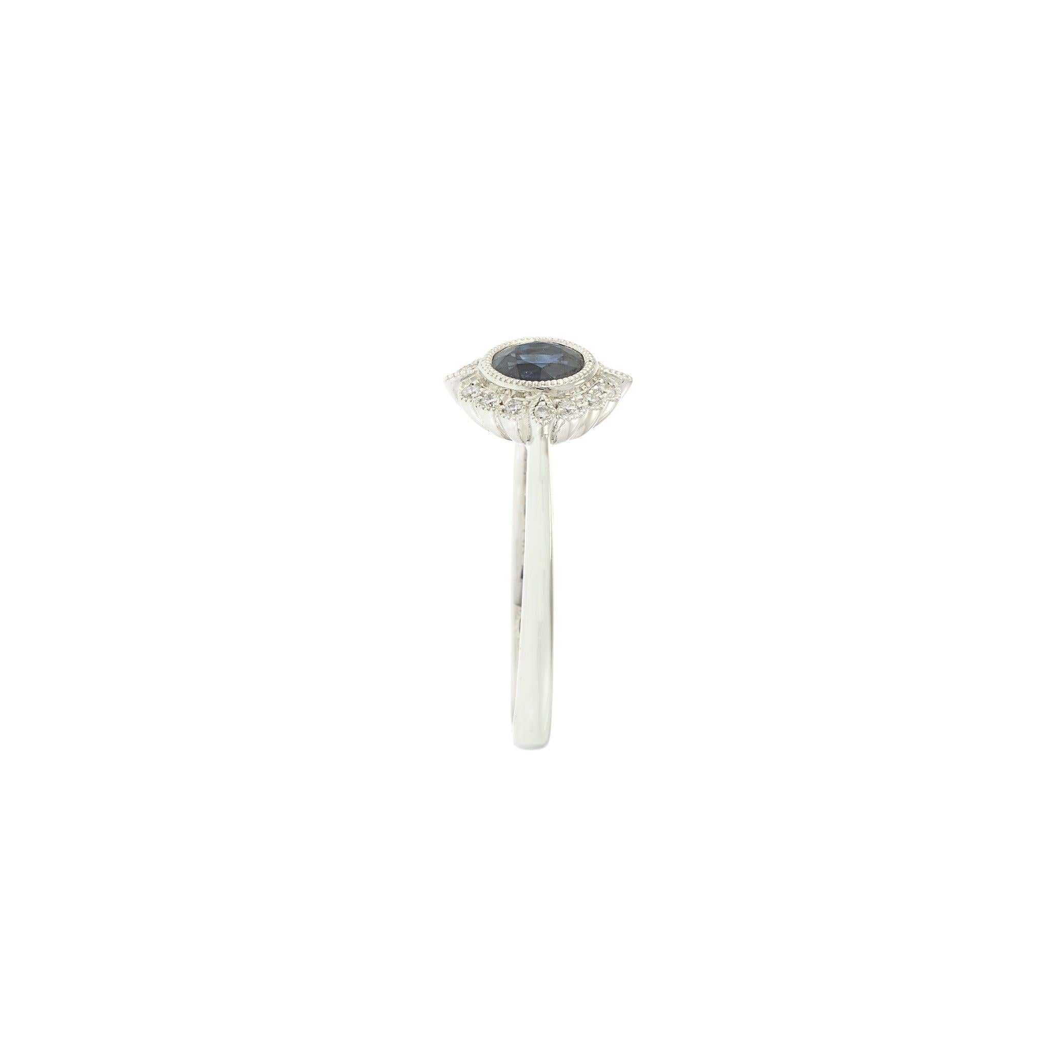 14KT Weißgold Runder Saphir und Diamant Halo Ring (Rundschliff) im Angebot