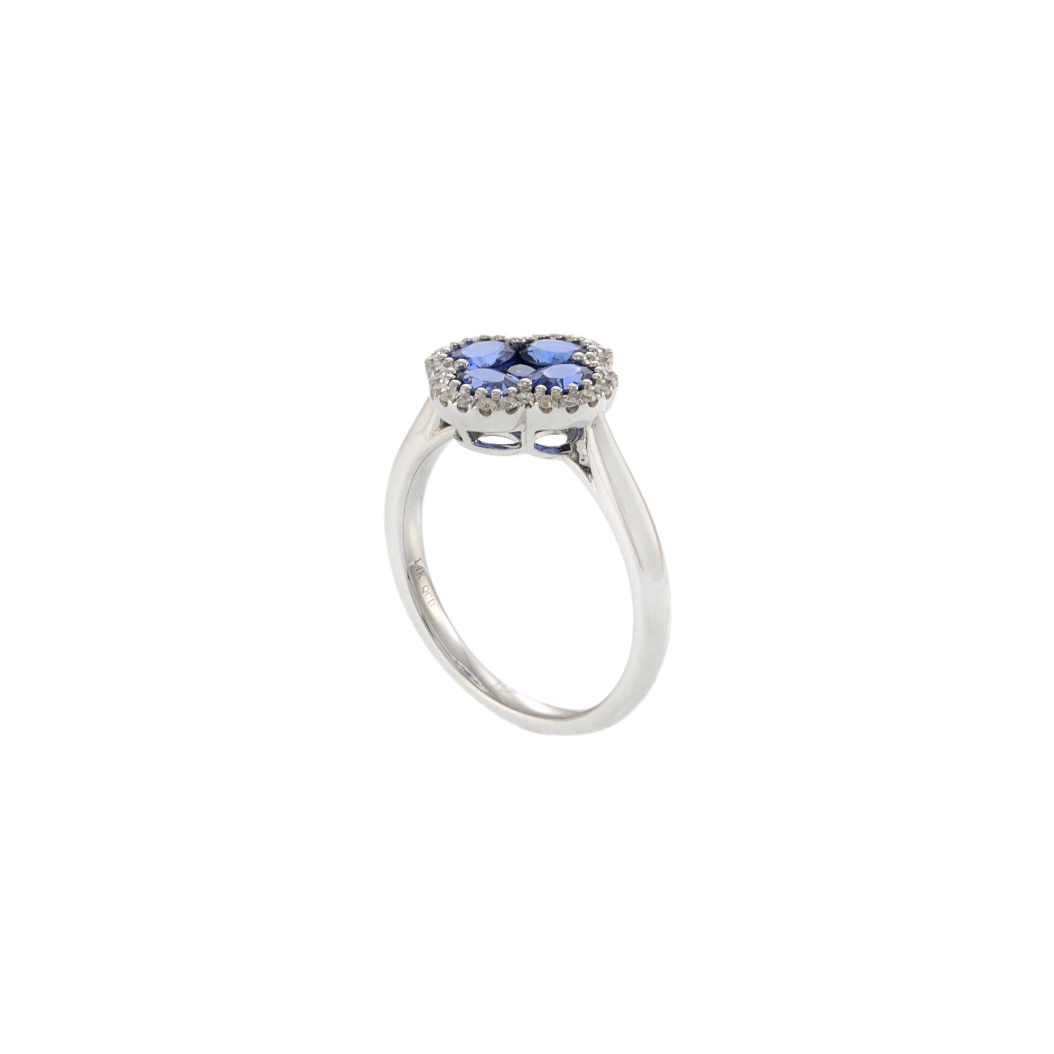 Anello a trifoglio con zaffiro e diamante in oro bianco 14KT In condizioni Nuovo in vendita a New York, NY