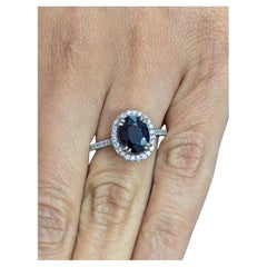 14KT White Gold Sapphire And Diamond Ring 3.7g