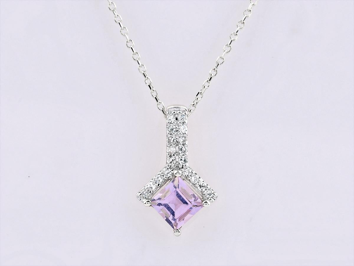 Pendentif pendentif carré en or blanc 14KT avec améthyste et diamant Neuf - En vente à Antwerp, BE