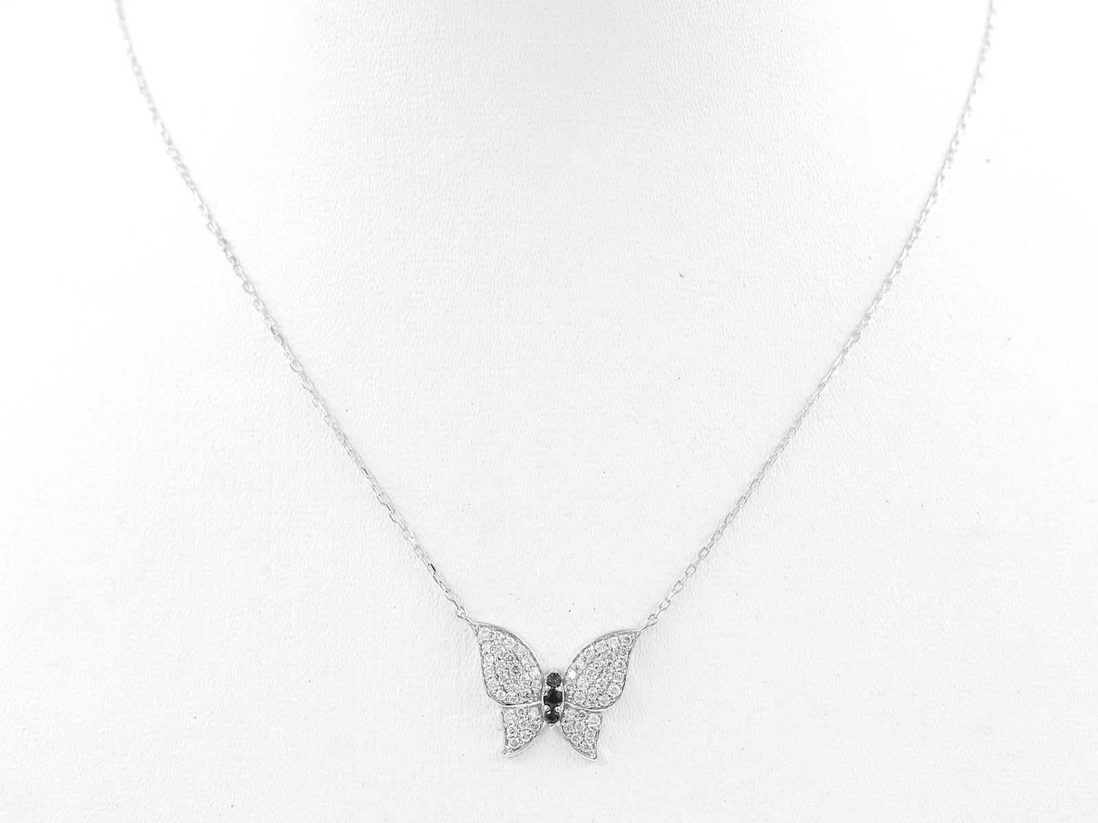 14KT Weißgold Sterling Blauer Saphir und weißer Diamant Schmetterlingshalskette im Zustand „Neu“ im Angebot in Antwerp, BE