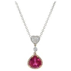 Collier goutte en or blanc 14 carats avec rubis synthétique et diamants