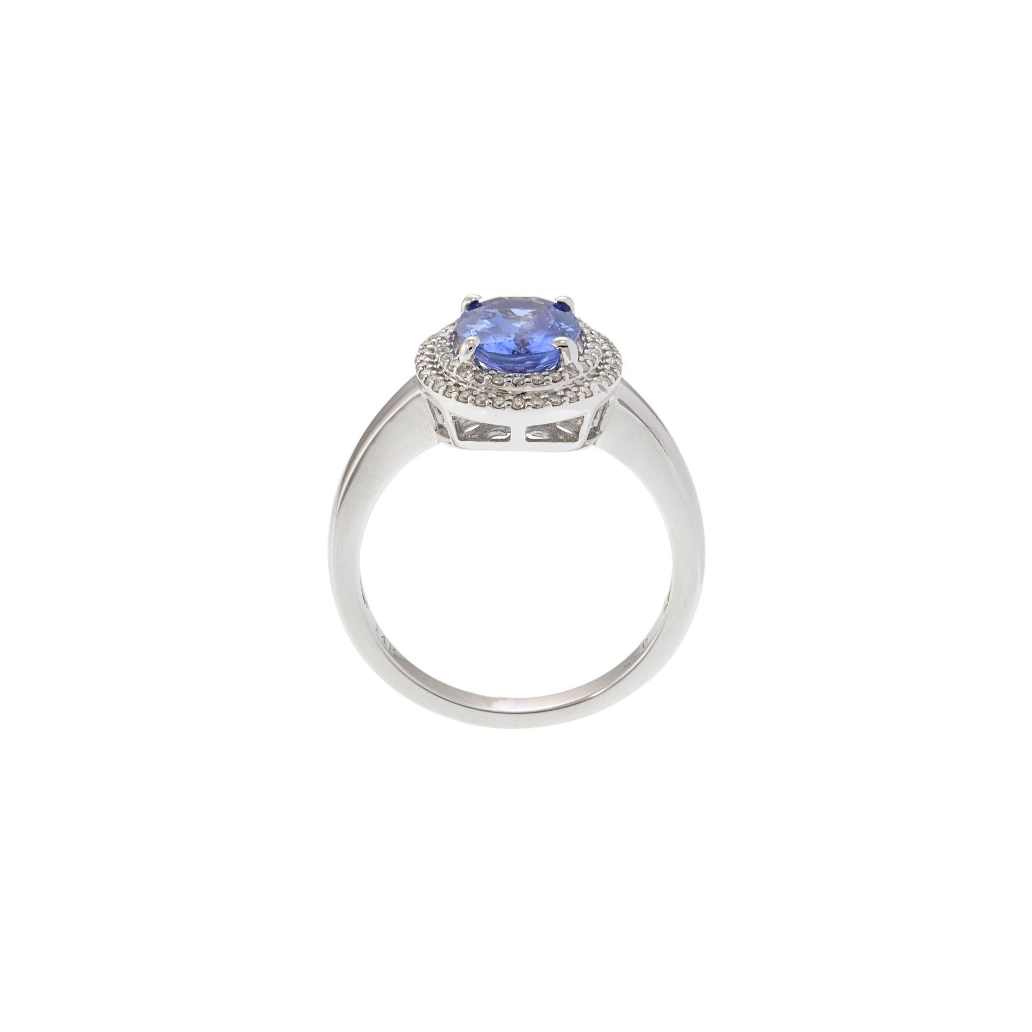 Anello aureola in oro bianco 14KT con tanzanite e diamanti In condizioni Nuovo in vendita a New York, NY