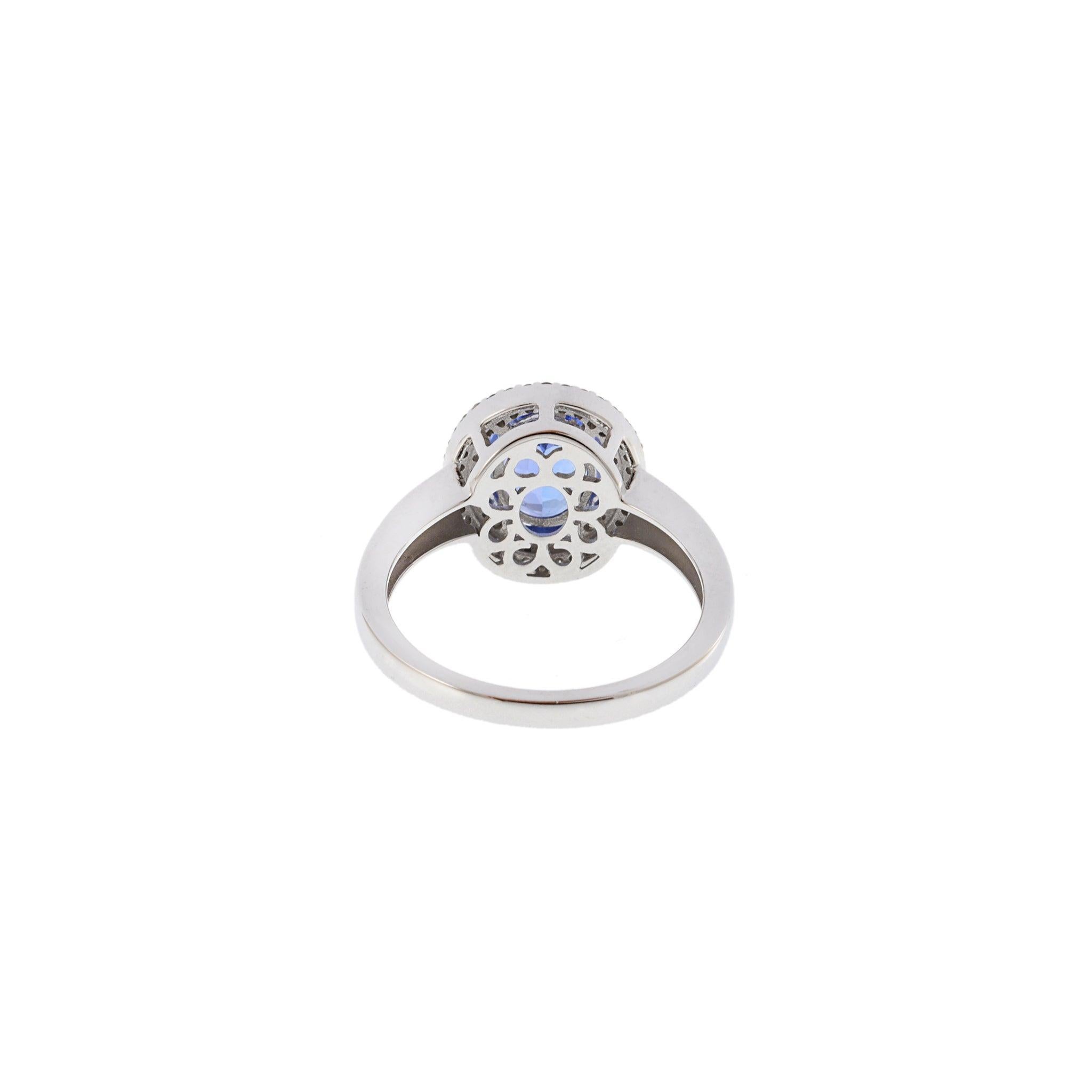Donna Anello aureola in oro bianco 14KT con tanzanite e diamanti in vendita