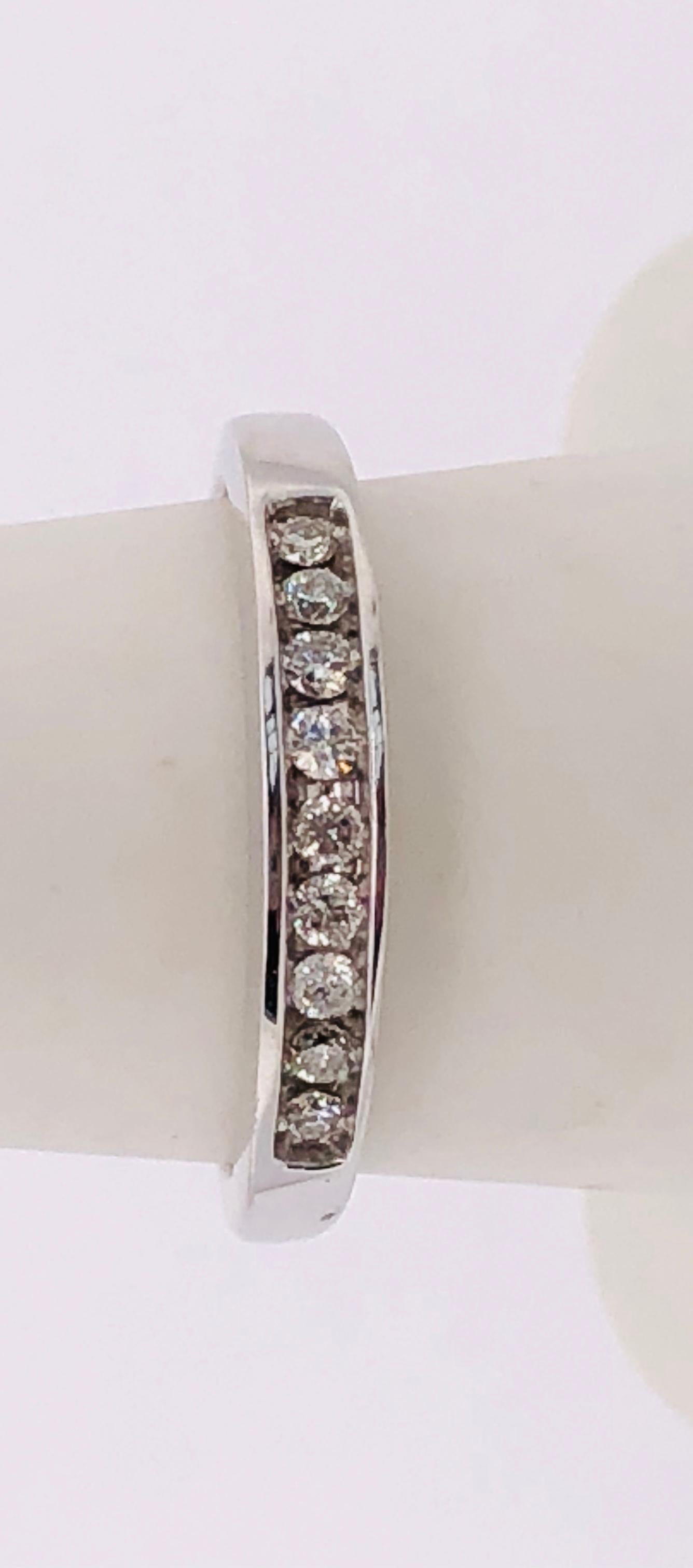 Women's or Men's 14 Karat White Gold Wedding Band Anniversary Ring with Diamonds 0.45 TDW For Sale
