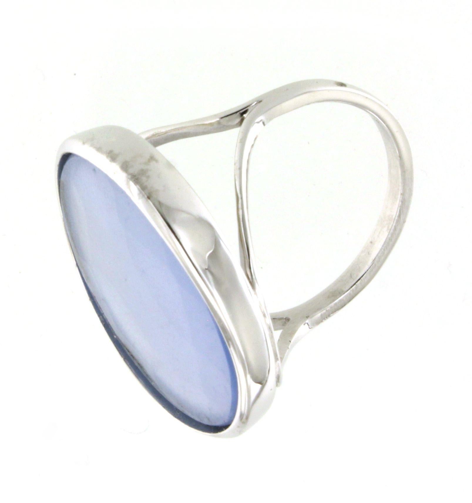 14Kt Withe Gold Natural Double Stone BlueTopaz  Fashion Cocktail  Modern Ring For Sale 2