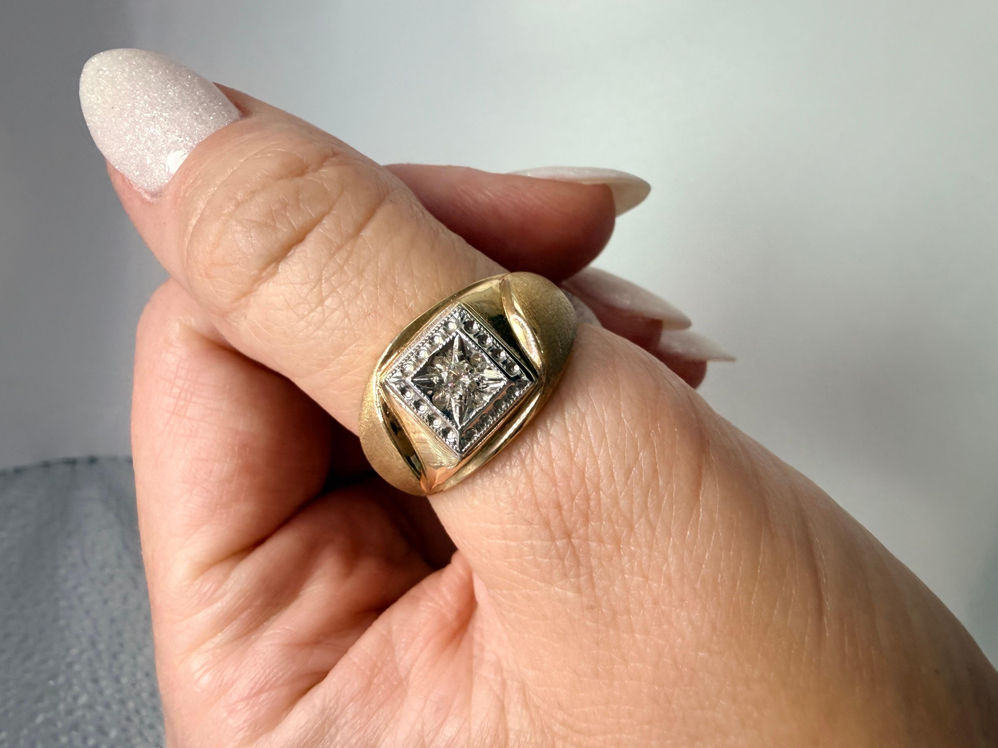 Anello con diamante giallo 14KT Anello con diamante da uomo anno sconosciuto in vendita 5