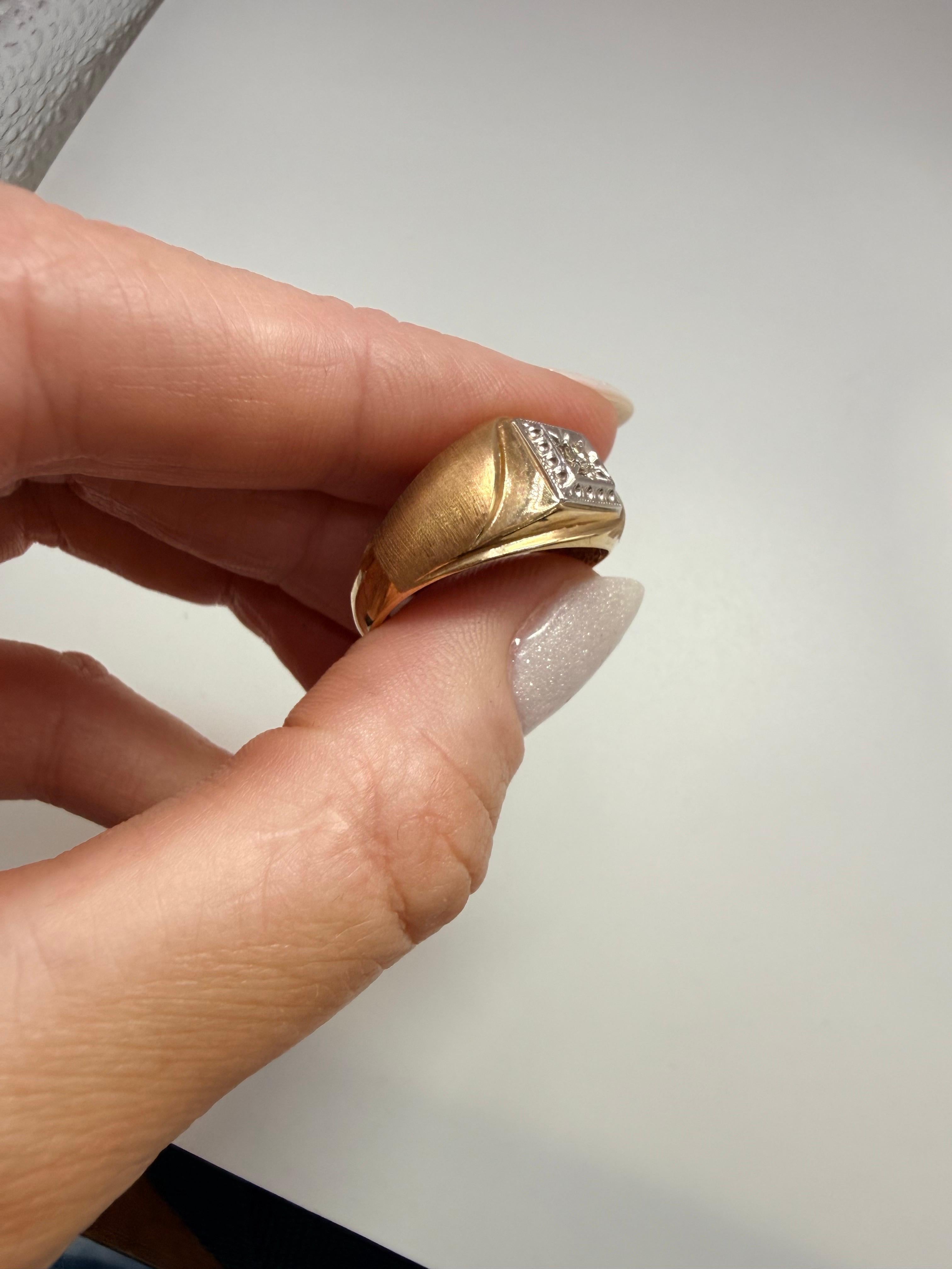 Anello con diamante giallo 14KT Anello con diamante da uomo anno sconosciuto in vendita 1
