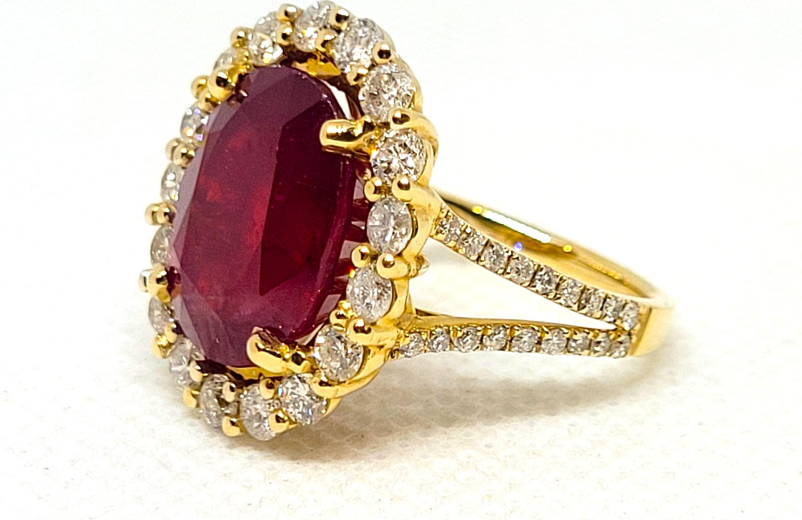 Women's 14kt Yellow Gold 10.90ct Ruby1.67cttw Diamond Ring, Certified Appraisal, 8.2 Gr For Sale