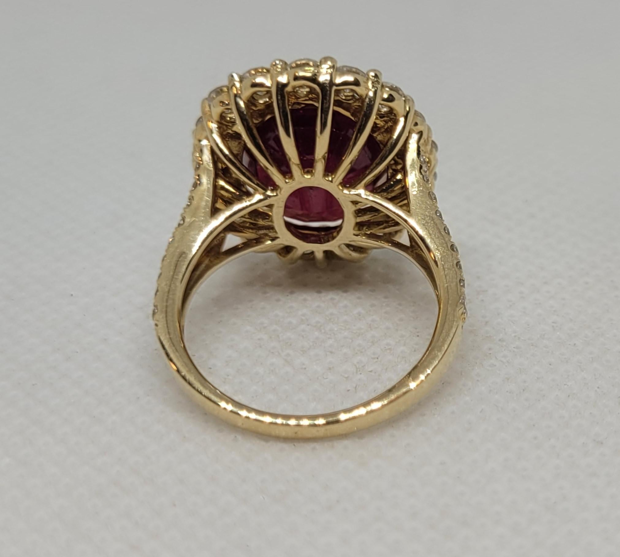 14kt Yellow Gold 10.90ct Ruby1.67cttw Diamond Ring, Certified Appraisal, 8.2 Gr For Sale 3