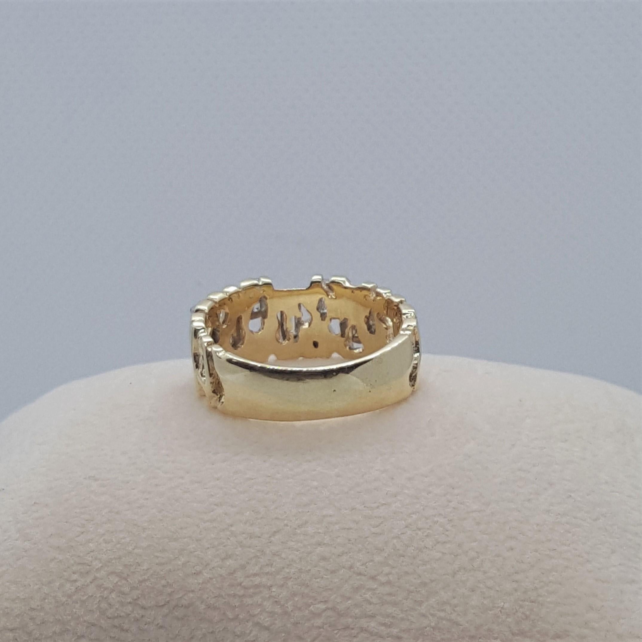 Artisan 14kt Yellow Gold 1.25cttw 7 Baguette Diamond Ring, Texture Design, Size 9, 9mm For Sale