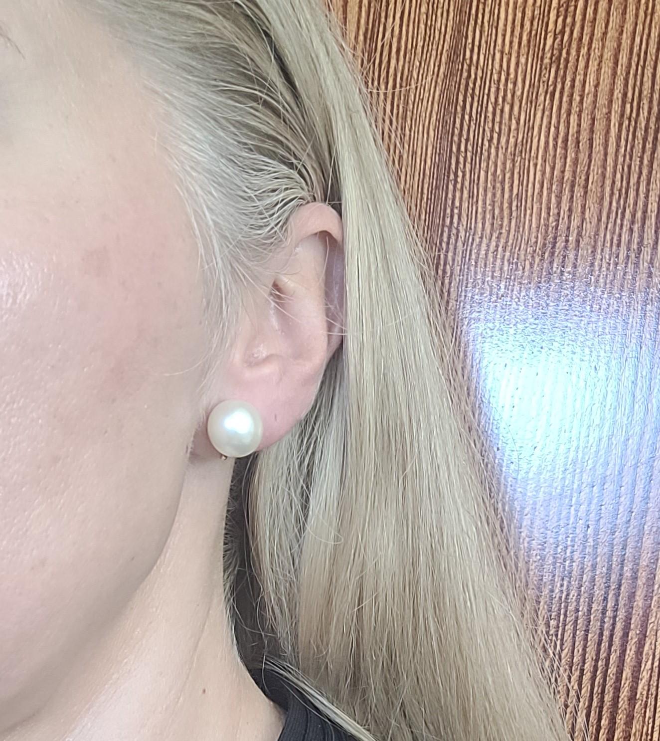Donna Orecchini di perle in oro giallo 14kt da 12,6 mm, a clip, grigio medio bianco, 8,5 gr, fine in vendita