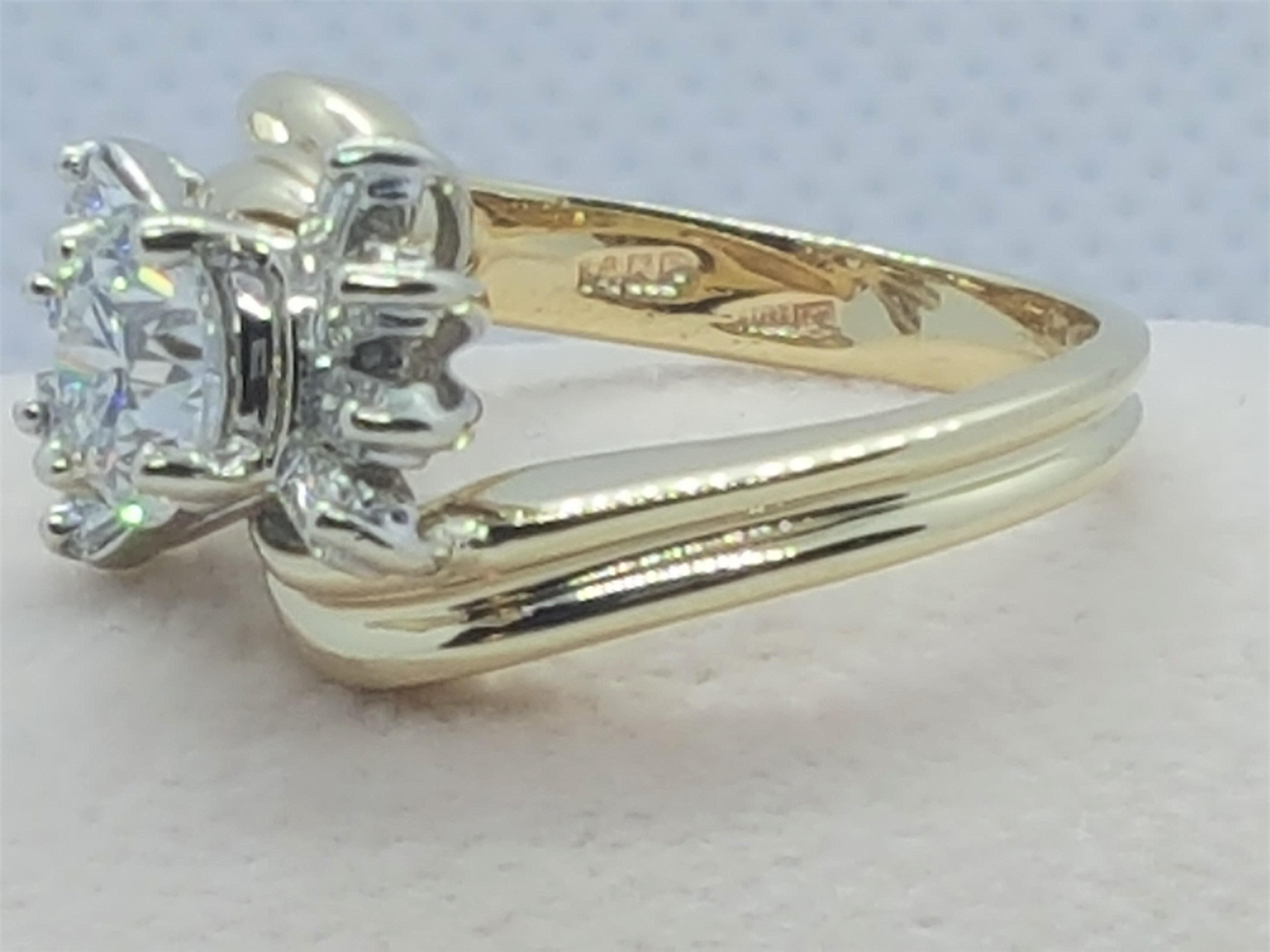 14kt zweifarbiges Gold 1,41ct runder Brillant Diamant Baguette Bypass Ring Damen im Angebot