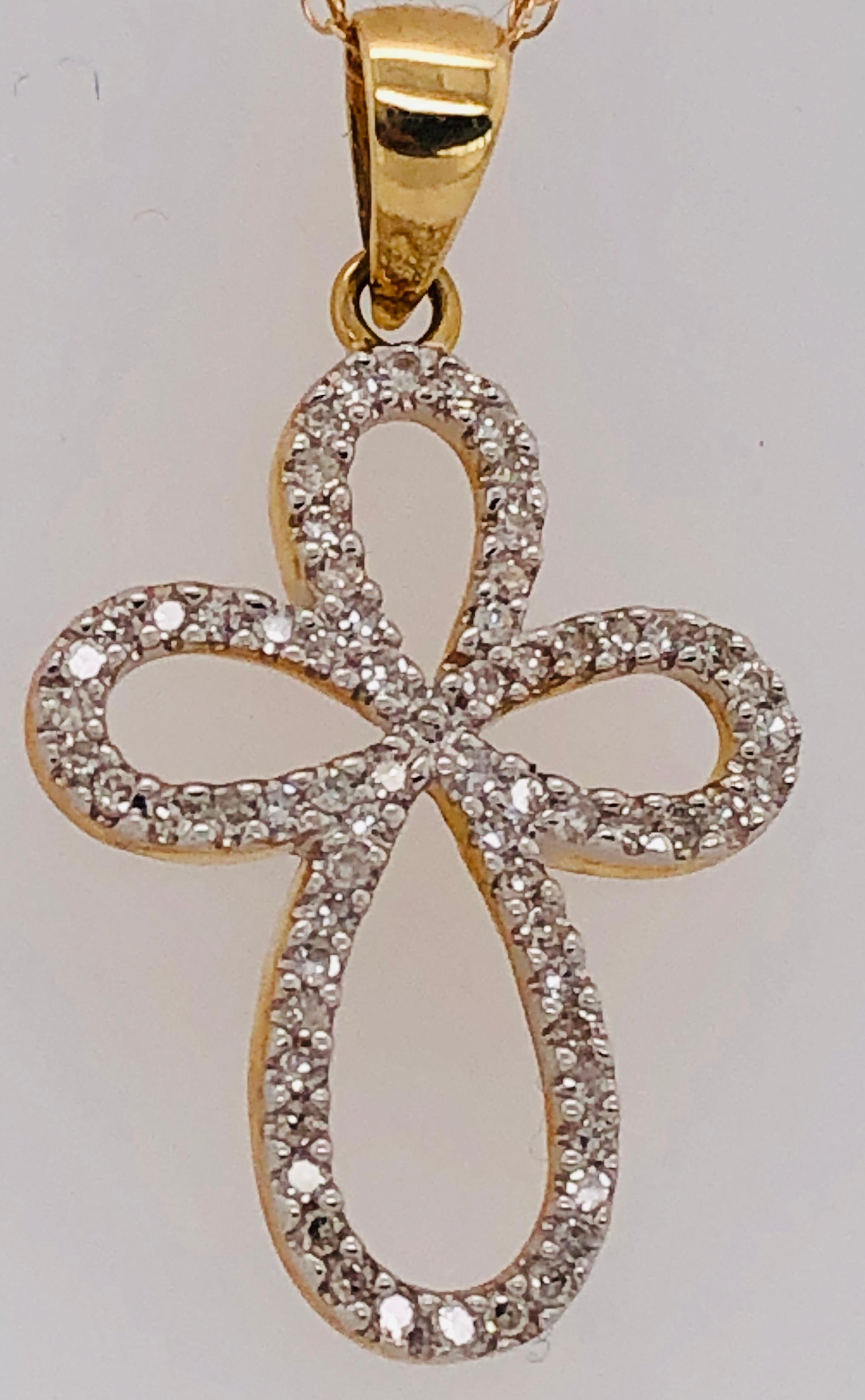 14Kt Gelbgold 20 Zoll Halskette mit Diamant verkrusteten Anhänger  0.25 Gesamtgewicht der Diamanten
4.47 Gramm Gesamtgewicht.
 