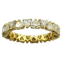 Anello Eternity in oro giallo 14 carati con diamante naturale da 2,20 carati a taglio a cuore