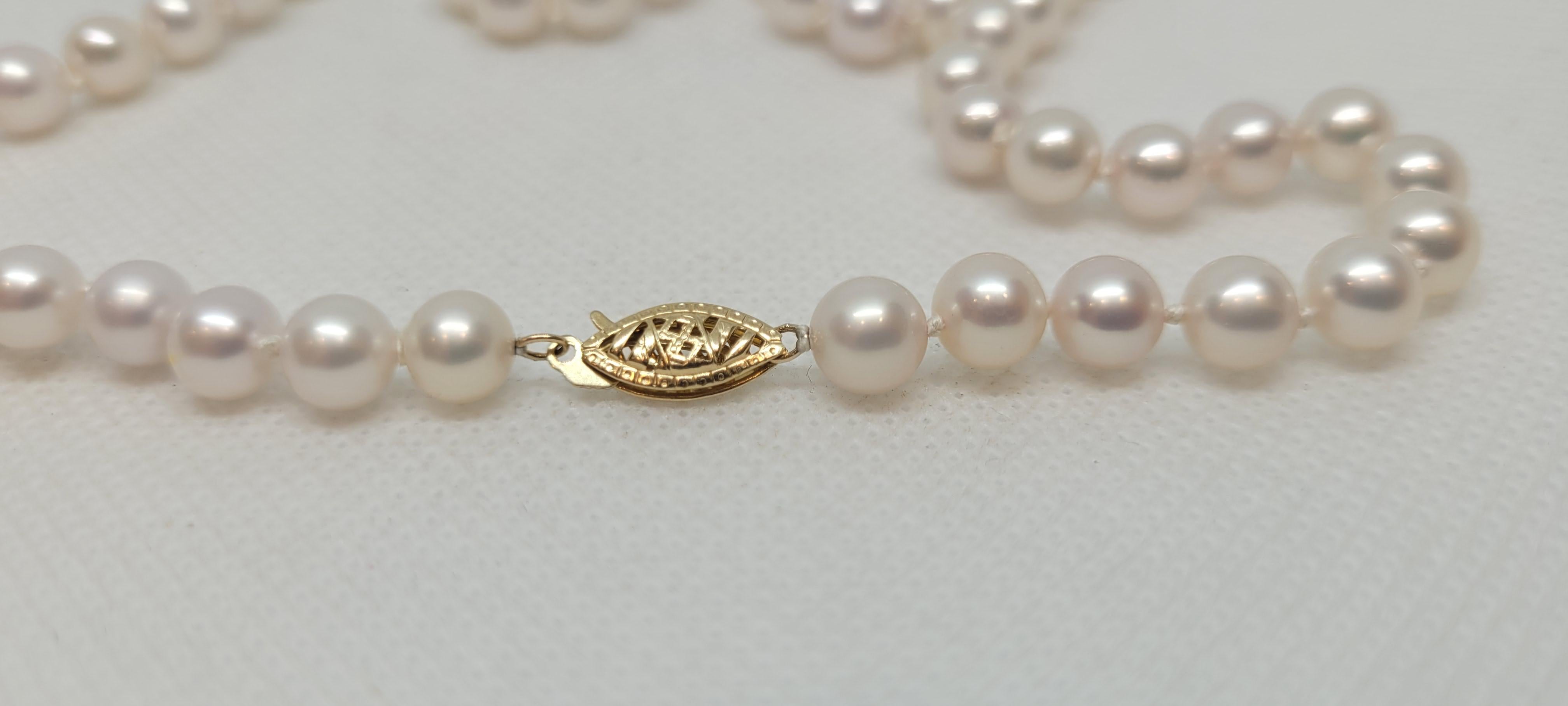 14kt Yellow Gold 24 Inch Cultured Pearl Strand, Knotted, 6-7mm, Studs, Friction en vente 3