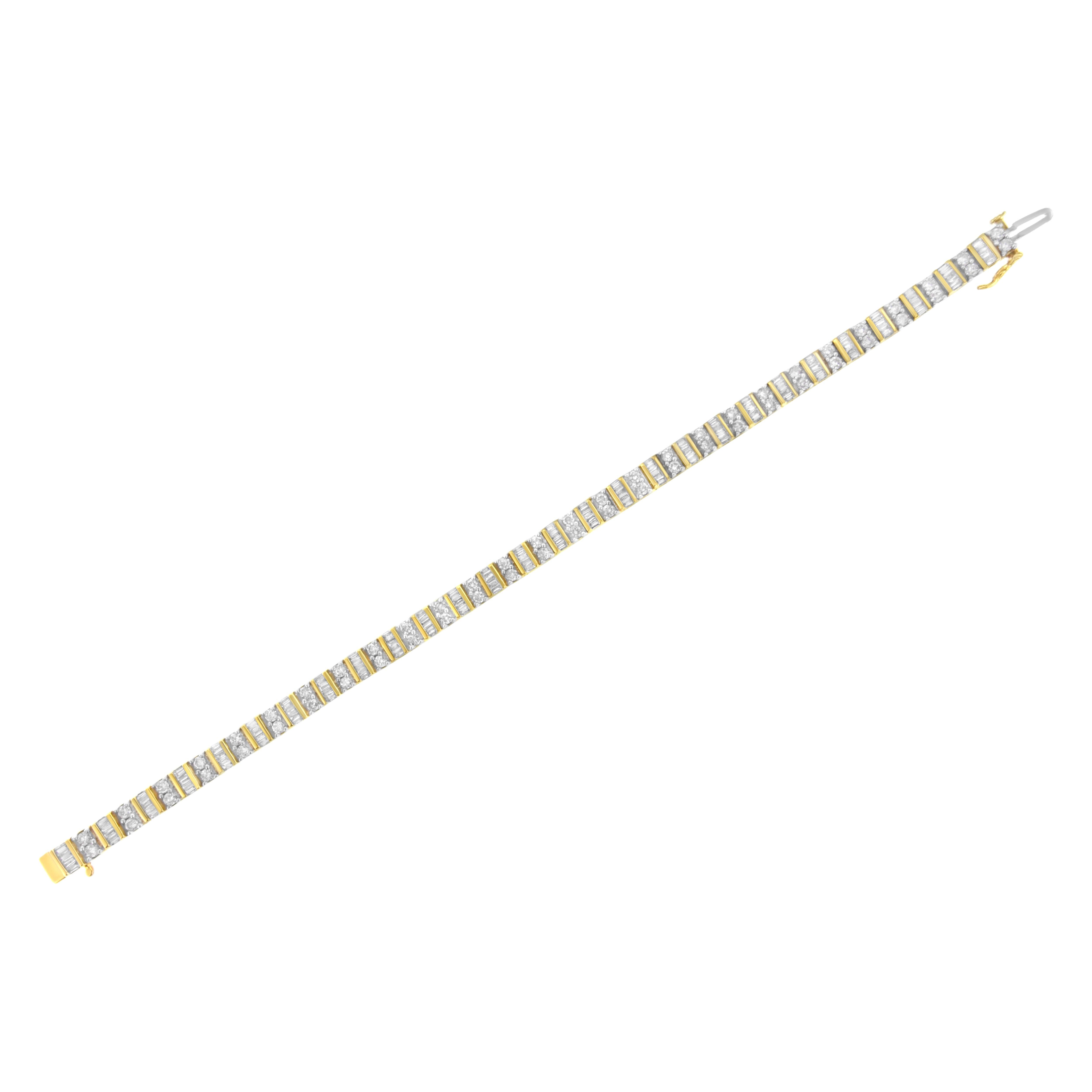 Modern 14kt Yellow Gold 4.0 Cttw Baguette & Round Brilliant-Cut Diamond Tennis Bracelet For Sale