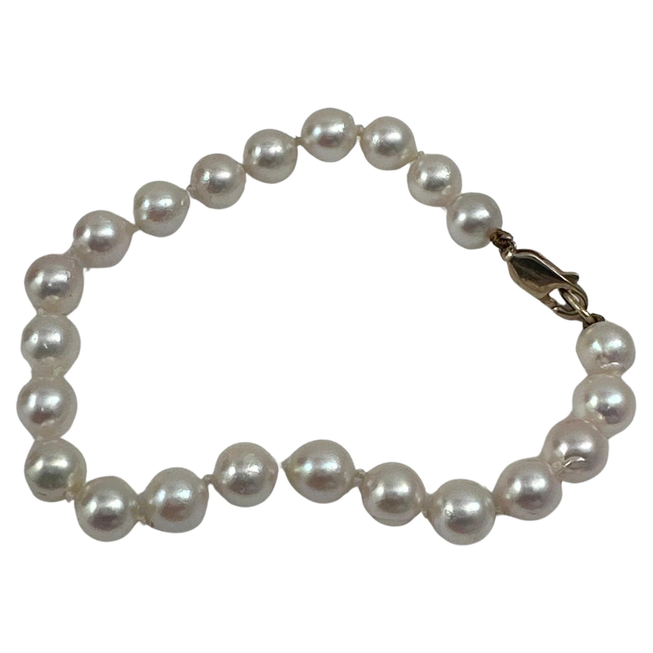 14kt Yellow Gold 6.5mm Round Pearl 7.5" Bracelet  For Sale