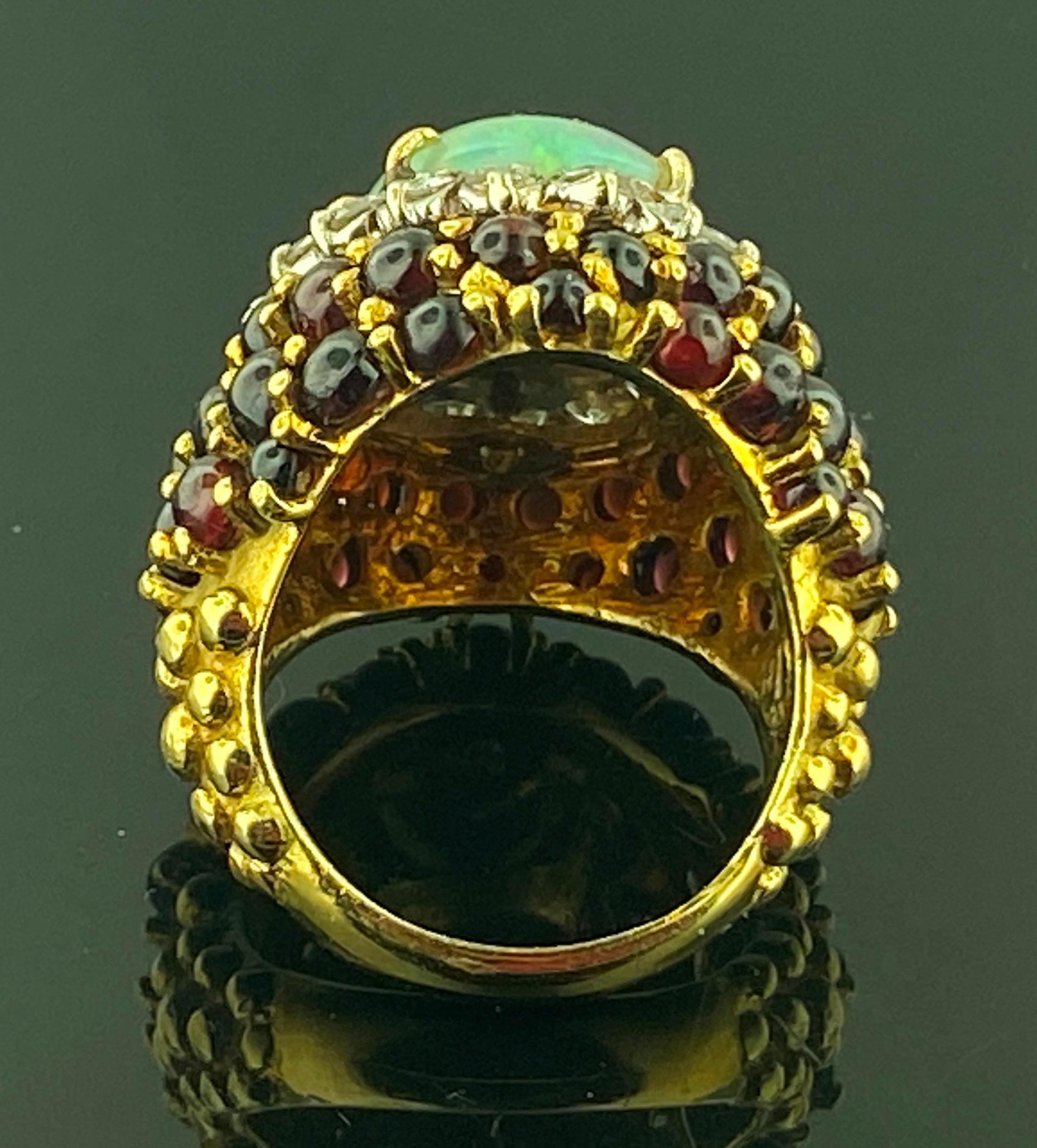 14KT Yellow Gold 7 Ct Oval Opal & Diamond Ring In Excellent Condition For Sale In Palm Desert, CA