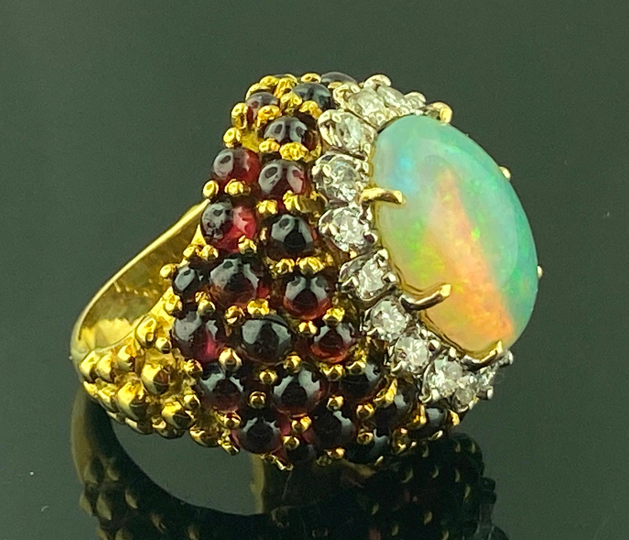 Women's or Men's 14KT Yellow Gold 7 Ct Oval Opal & Diamond Ring For Sale