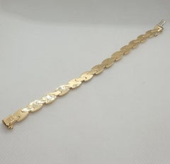 14kt Yellow Gold 7 Inch Link Bracelet, Italian, 8mm Wide, 13.2 Grams, Designer