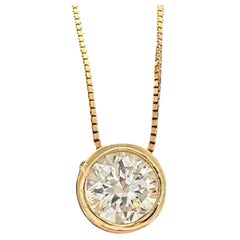 Or jaune 14Kt .98 Carat Round Bezel-Set Natural Diamond