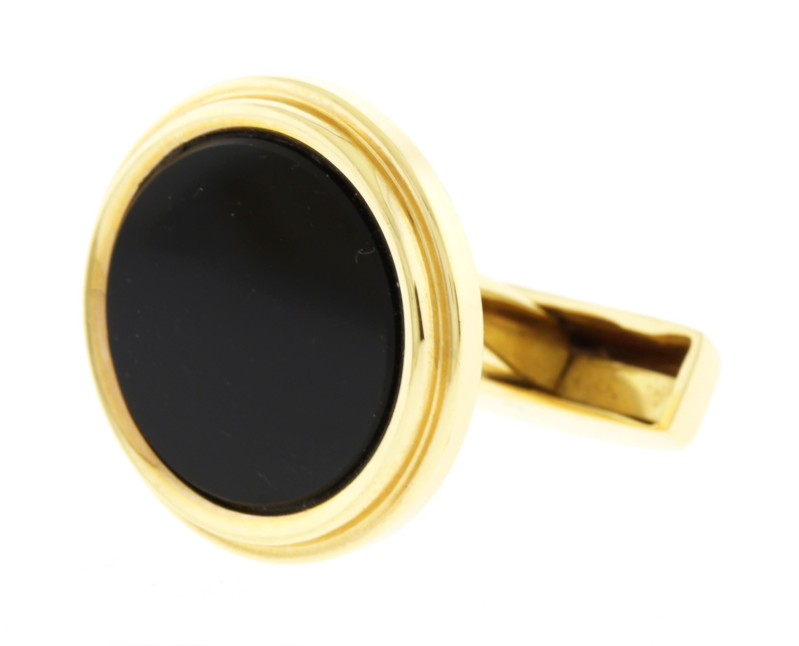 14kt Yellow Gold and Black Onyx Cufflinks In New Condition For Sale In Bethesda, MD