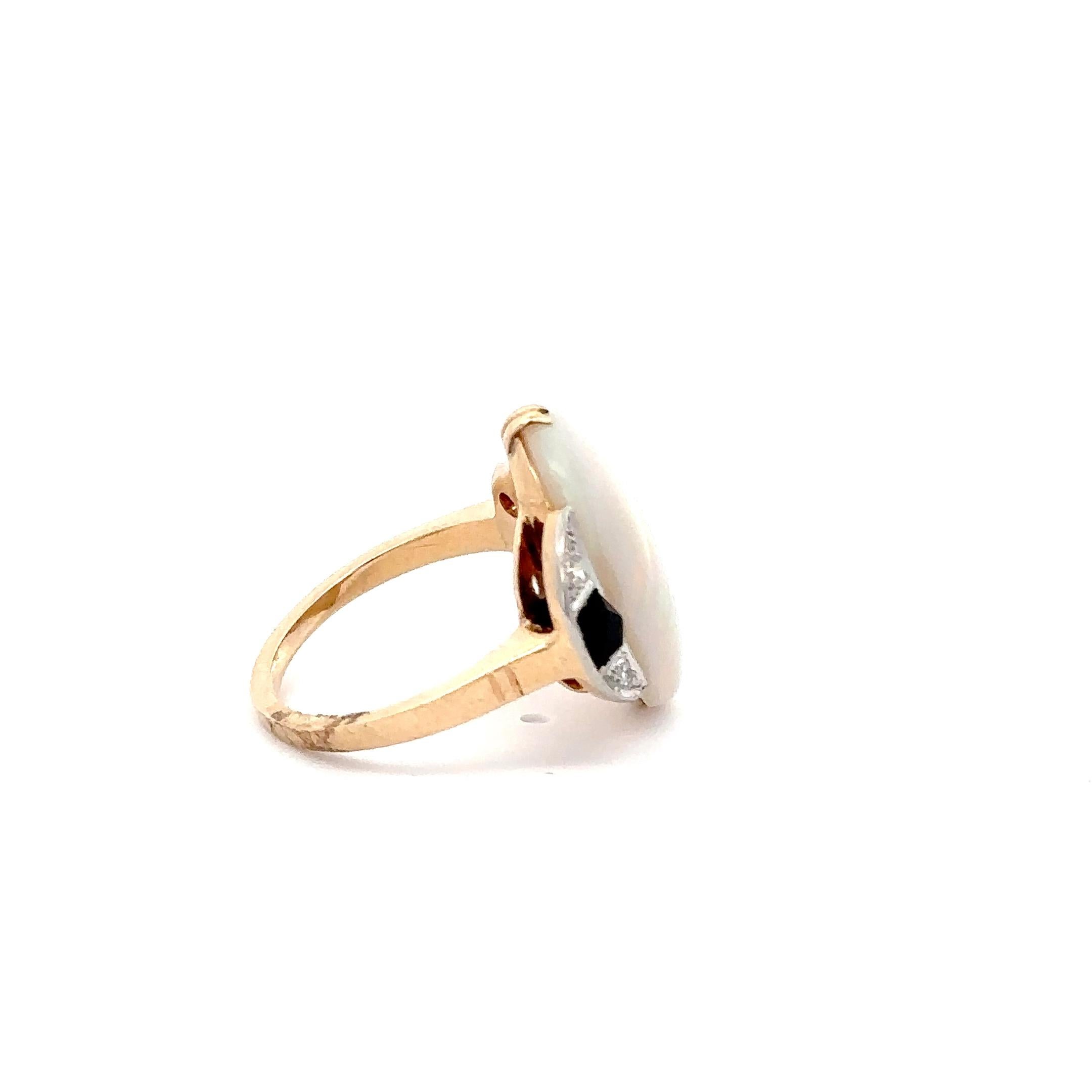 14KT Yellow Gold Antique Victorian Era Genuine Australian Opal And Diamond Ring In Excellent Condition For Sale In New York, NY