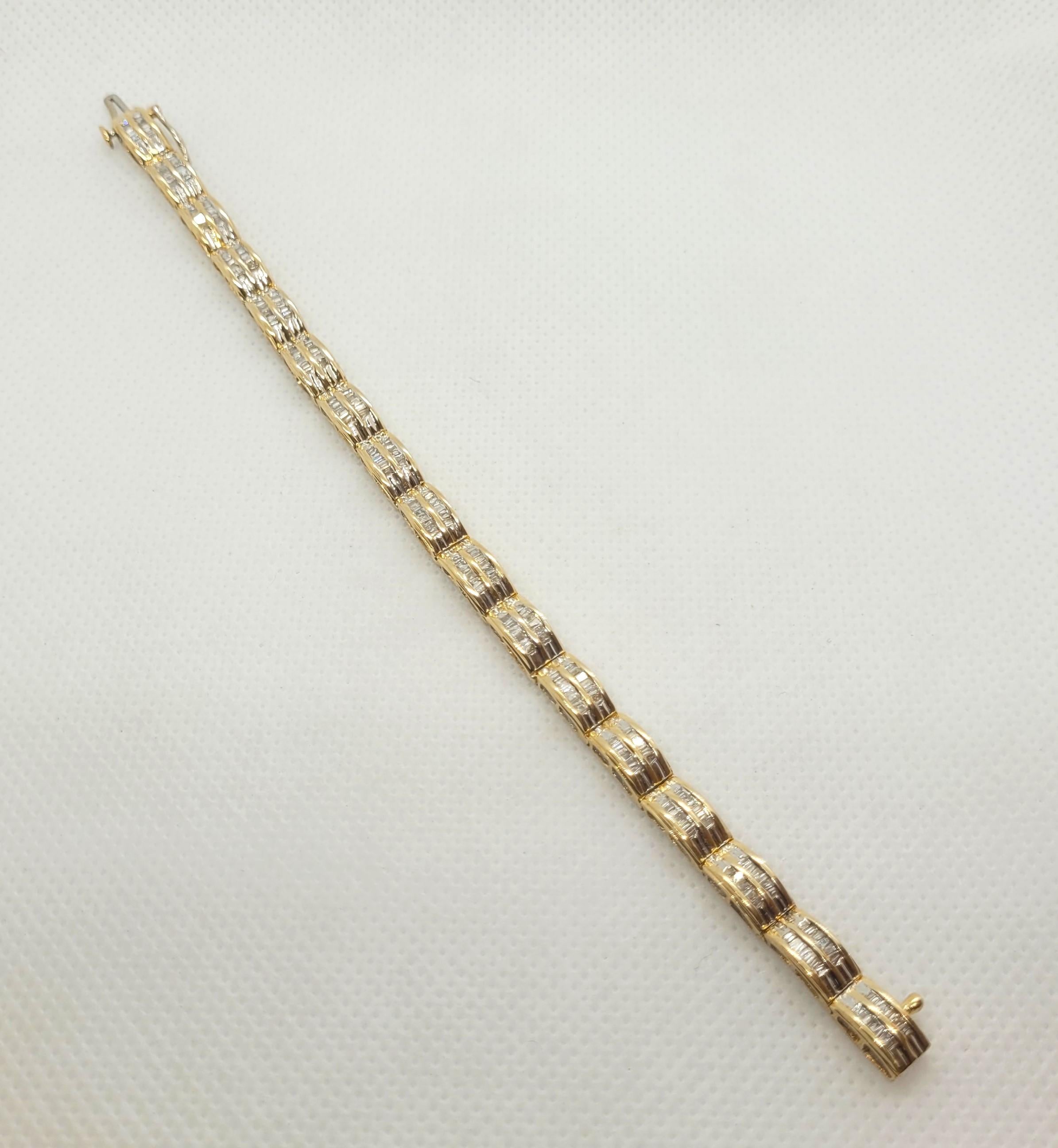 Women's 14kt Yellow Gold Baguette Cut Diamond Bracelet Approximately 5.00cttw For Sale