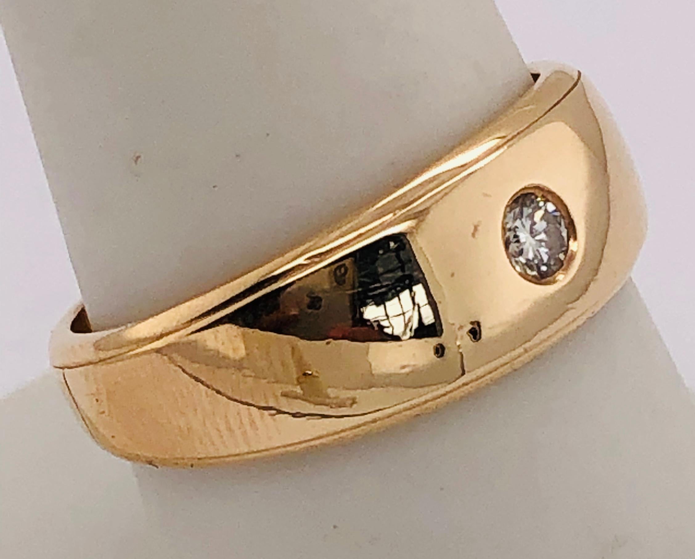14Kt Yellow Gold Band Ring with Diamond 0.15 Total Diamond Weight.
Size 9 with 6.59 grams total weight 

Change the tag to 225