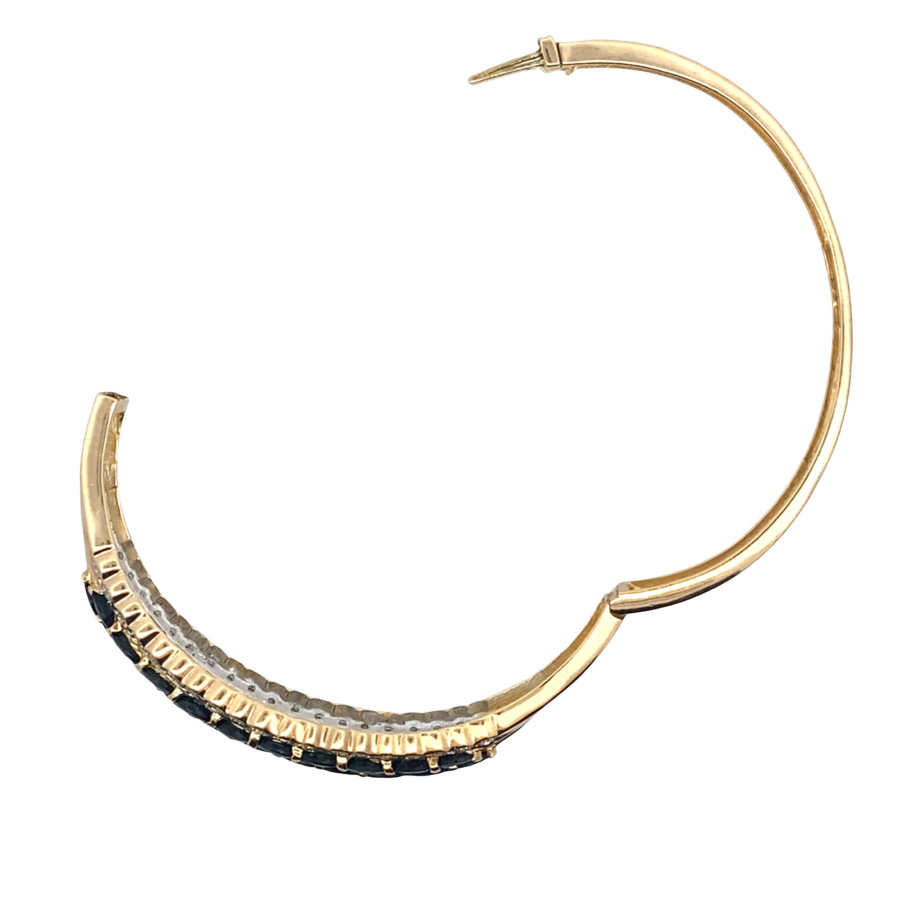 Pulsera brazalete de oro amarillo de 14 quilates con 13,0 quilates de zafiros azules y diamantes en venta 3