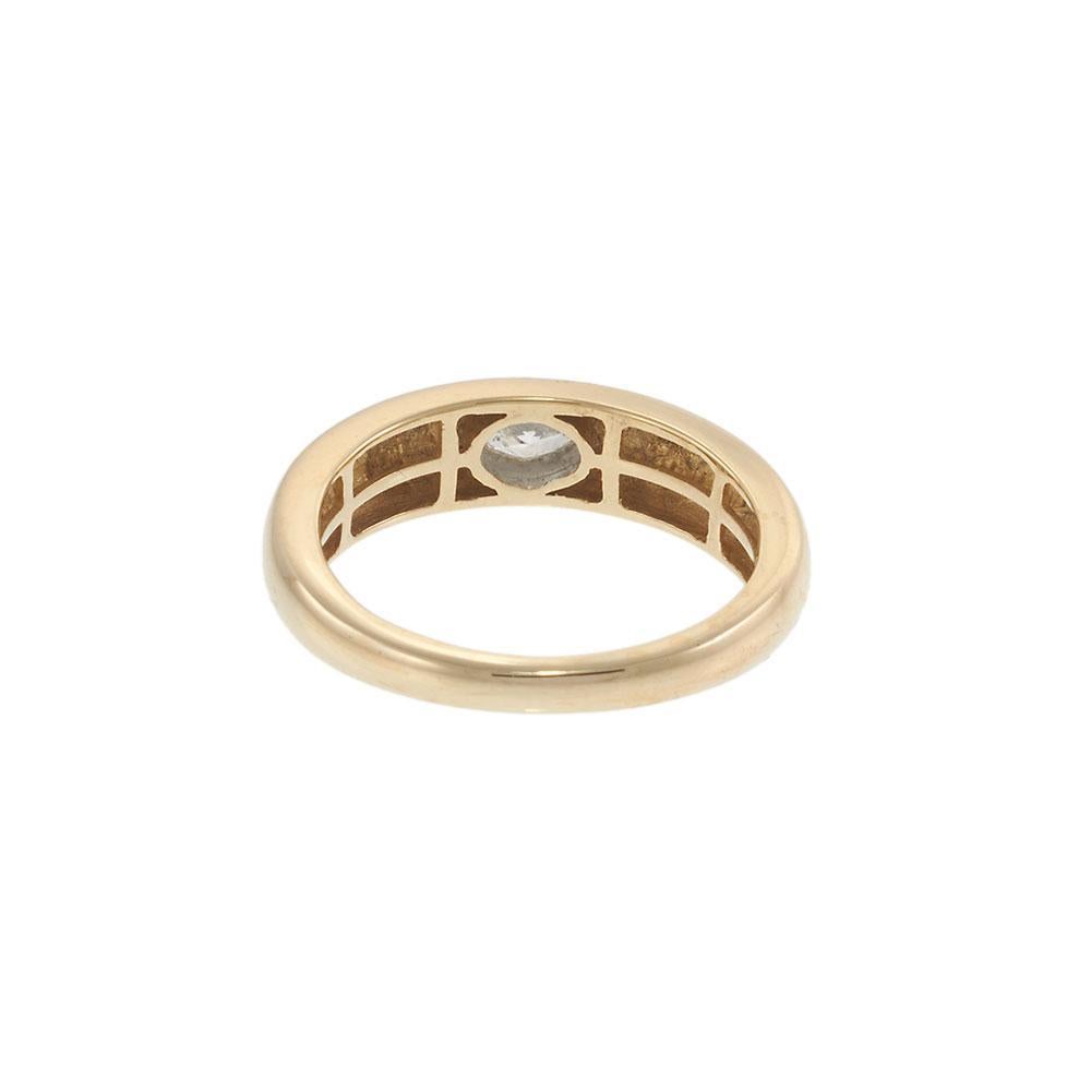 Anello in oro giallo 14KT con castone e diamante ovale incastonato in vendita 1