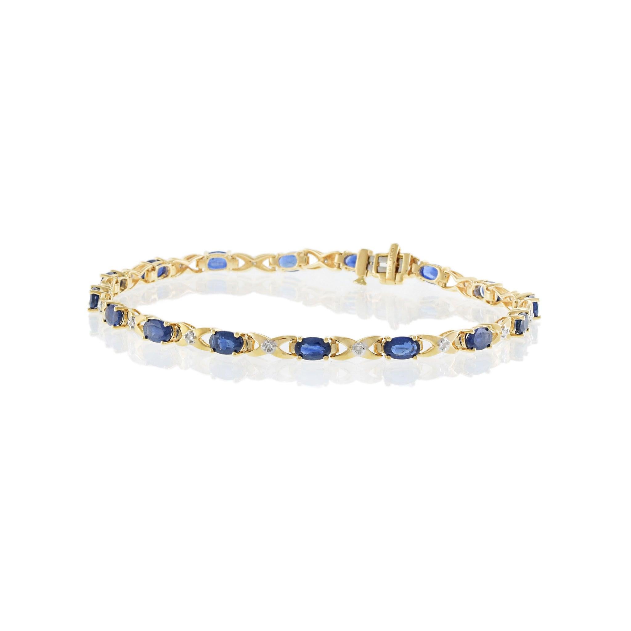 14KT Gelbgoldarmband mit Diamanten im Rundschliff und ovalen Saphiren (Moderne)