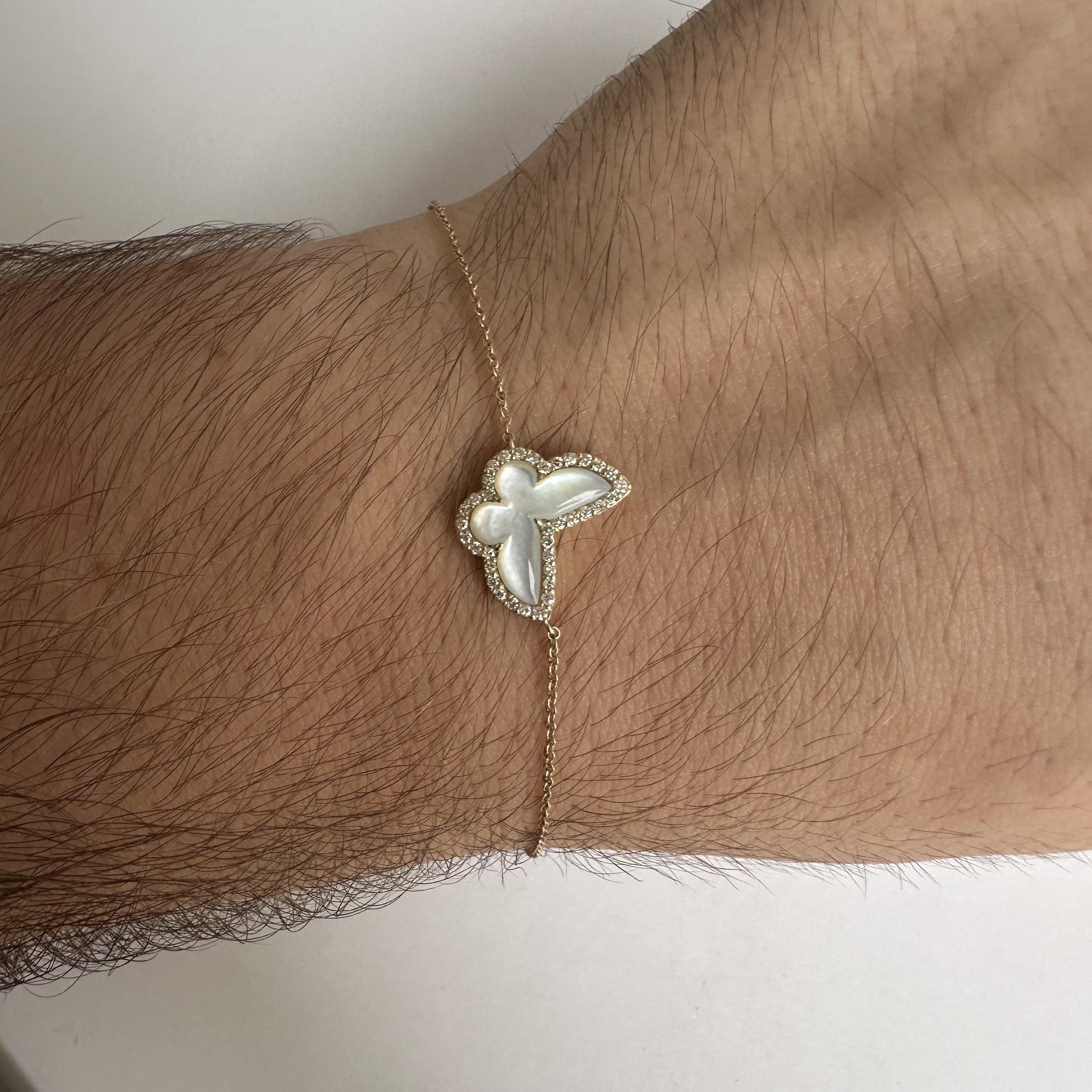 14kt Yellow Gold Butterfly Bracelet - 0.20ctw Diamonds & Mother of Pearl, New In New Condition In West Hempstead, NY