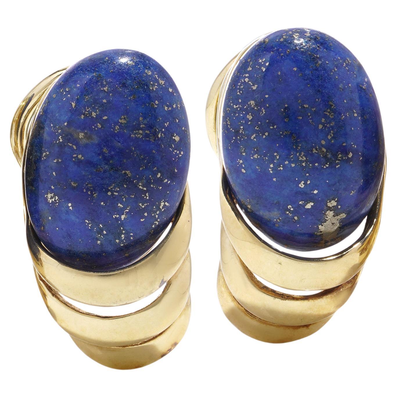  14kt Yellow Gold Clip-On Stud Earrings with Oval Cabochon Lapis Lazuli For Sale