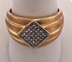 14 Karat Yellow Gold Contemporary Ring with Diamonds