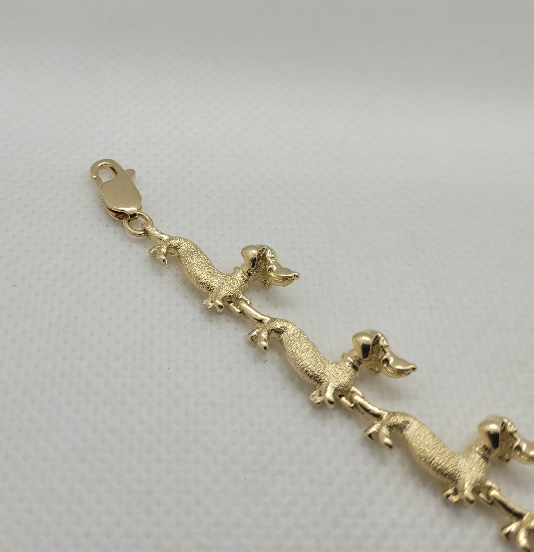 14kt Gelbgold Dachshund-Hunde-Gliederarmband, 7 Zoll, Hummerverschluss, 11 mm breit (Moderne)