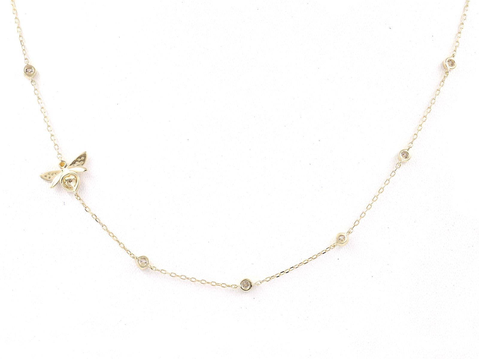 Collana con farfalla in oro giallo 14KT con pietre Pavé