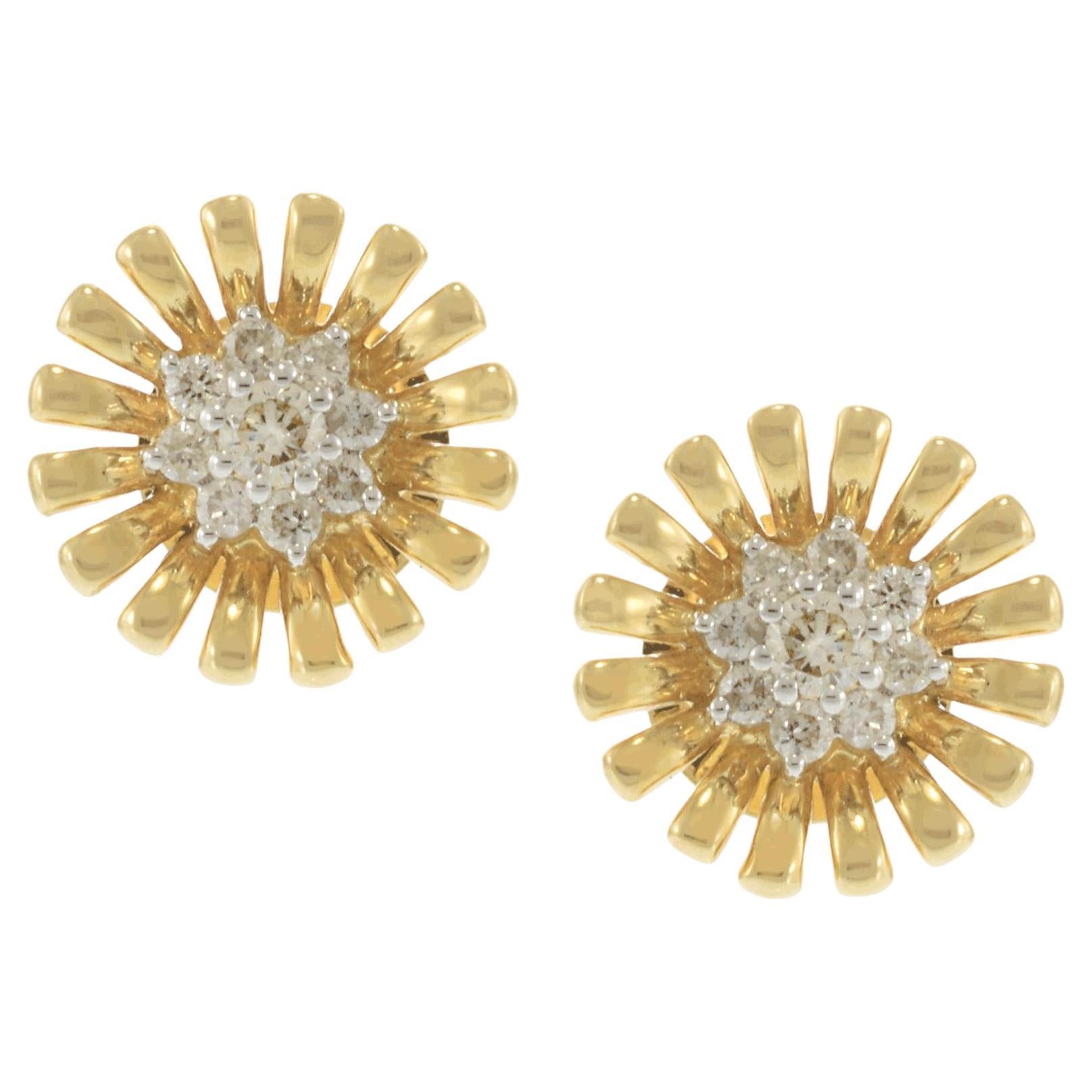 Orecchini in oro giallo 14KT con diamanti a margherita in vendita