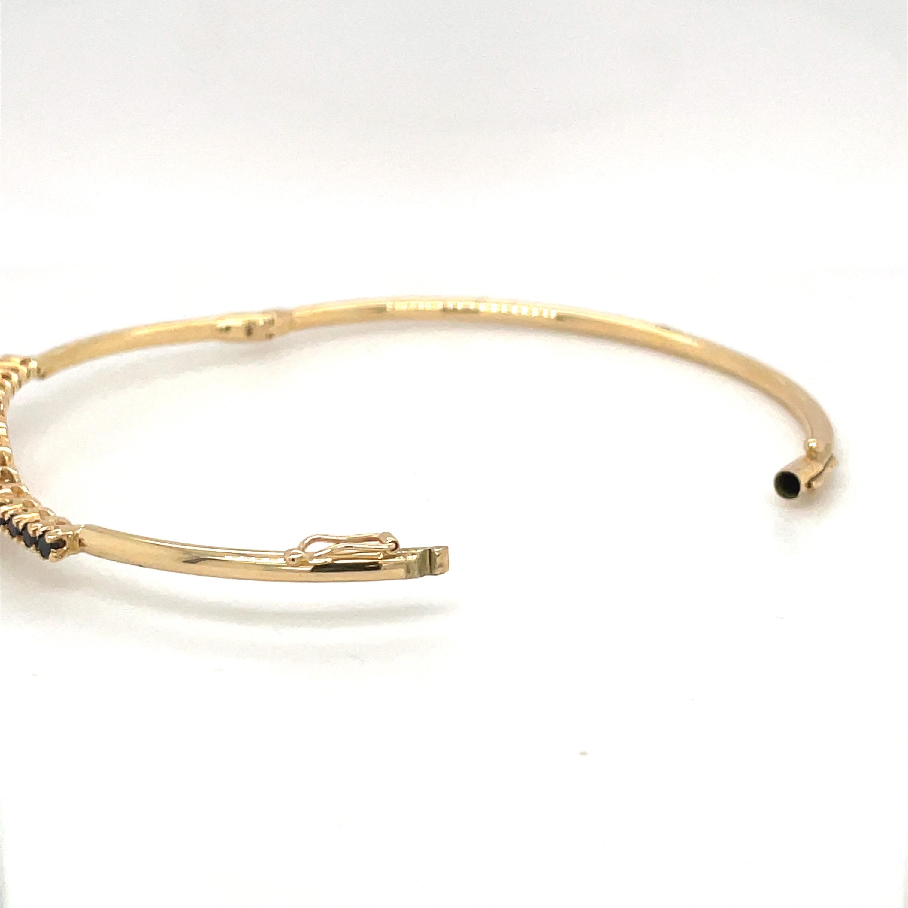 14kt Yellow Gold Diamond .50ct & Blue Sapphire .85ct Bangle Bracelet In New Condition In New York, NY