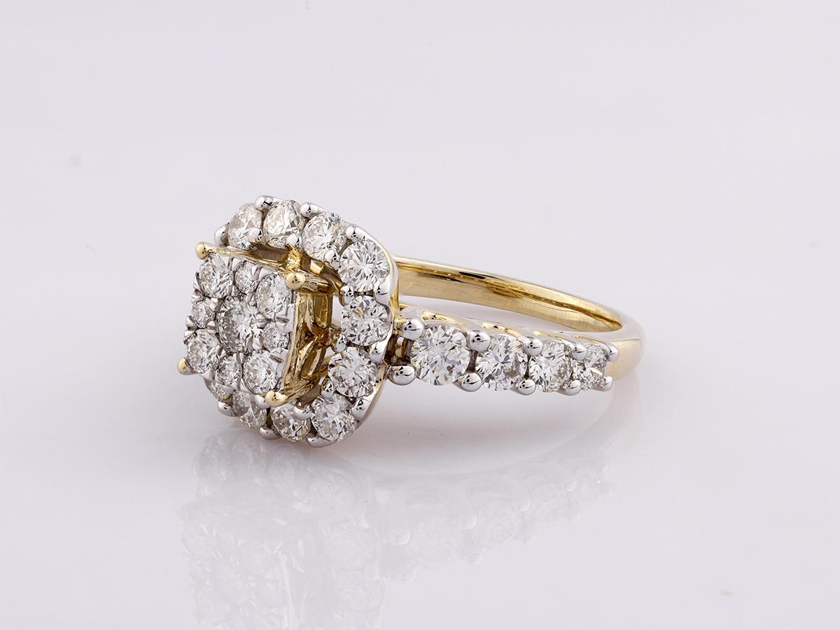 Bague en or jaune 14KT avec grappe de diamants - 2,06 carats certifiés IGI Neuf - En vente à Antwerp, BE