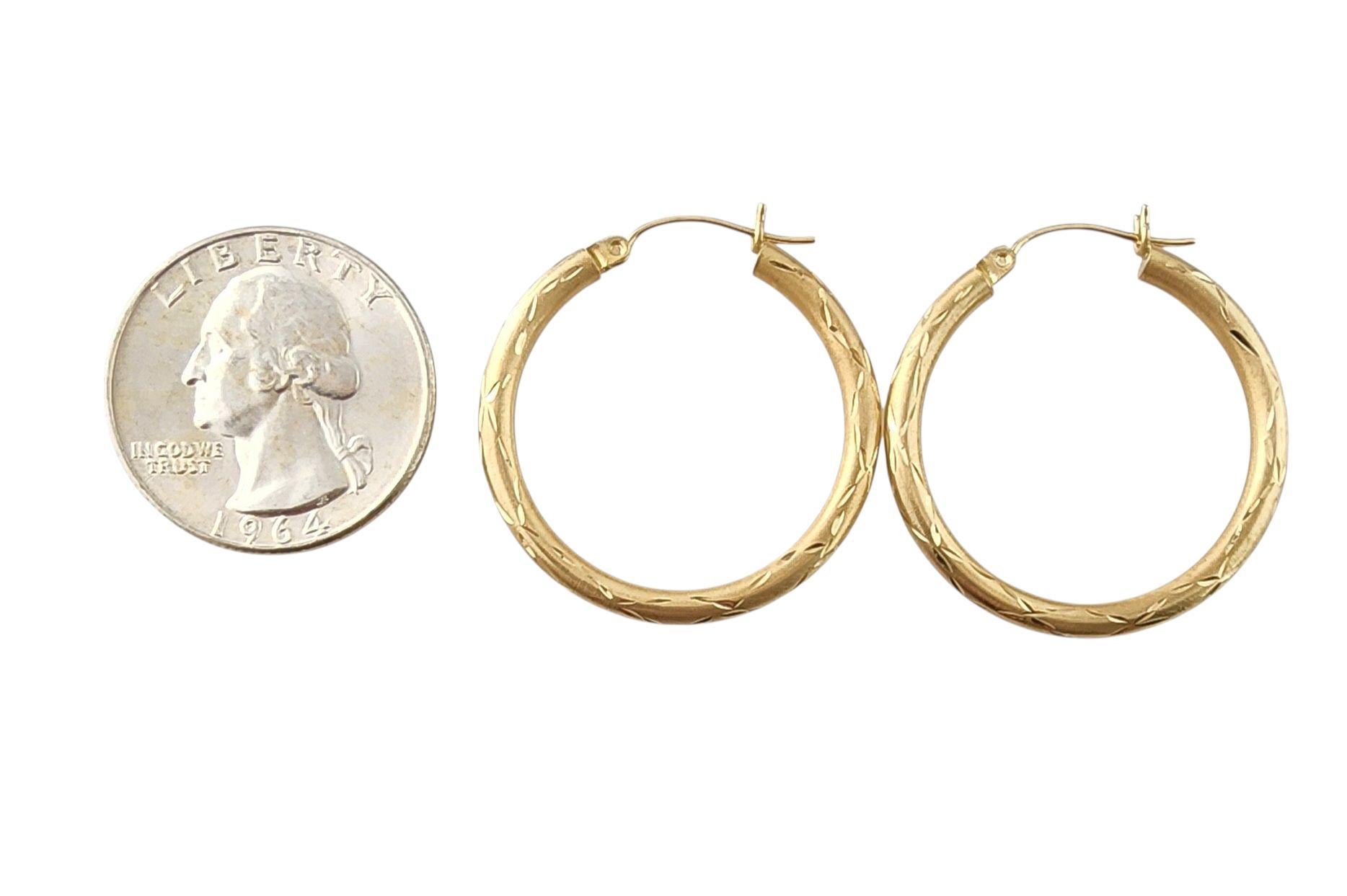 Contemporain Boucles d'oreilles en or jaune 14kt avec diamant #23092 en vente